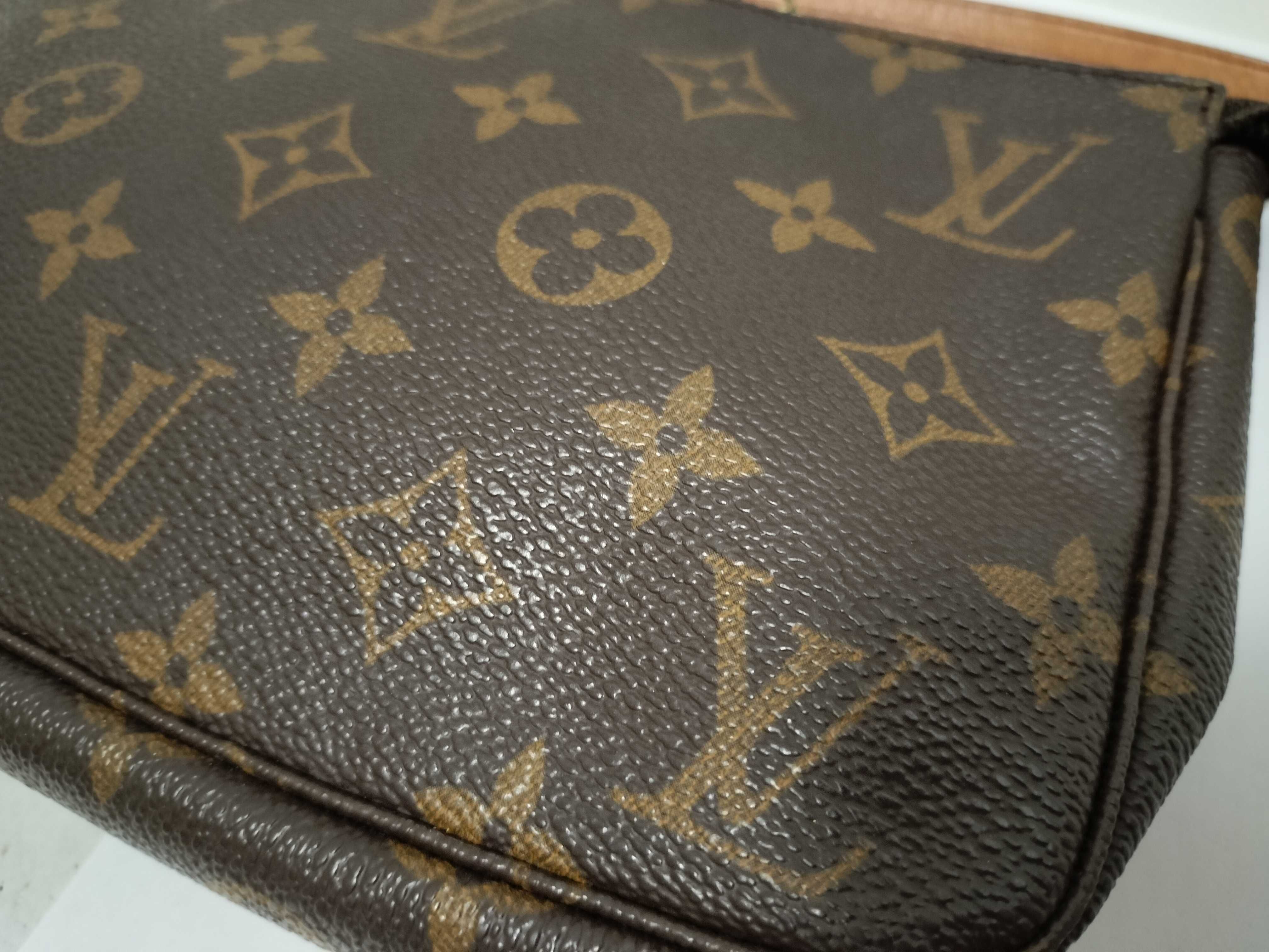 Monogram Pochette Accessoires M51980 Pouch — view 12