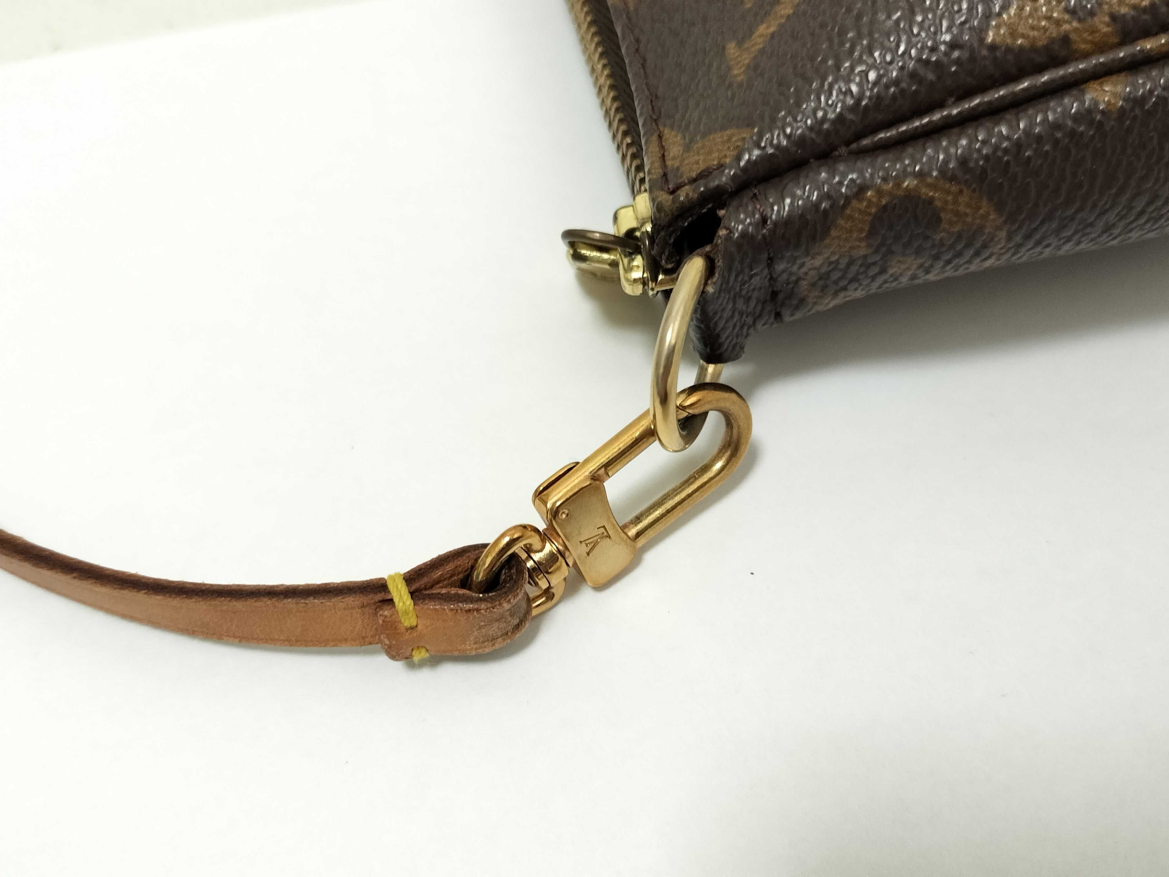 Monogram Pochette Accessoires M51980 Pouch — view 5