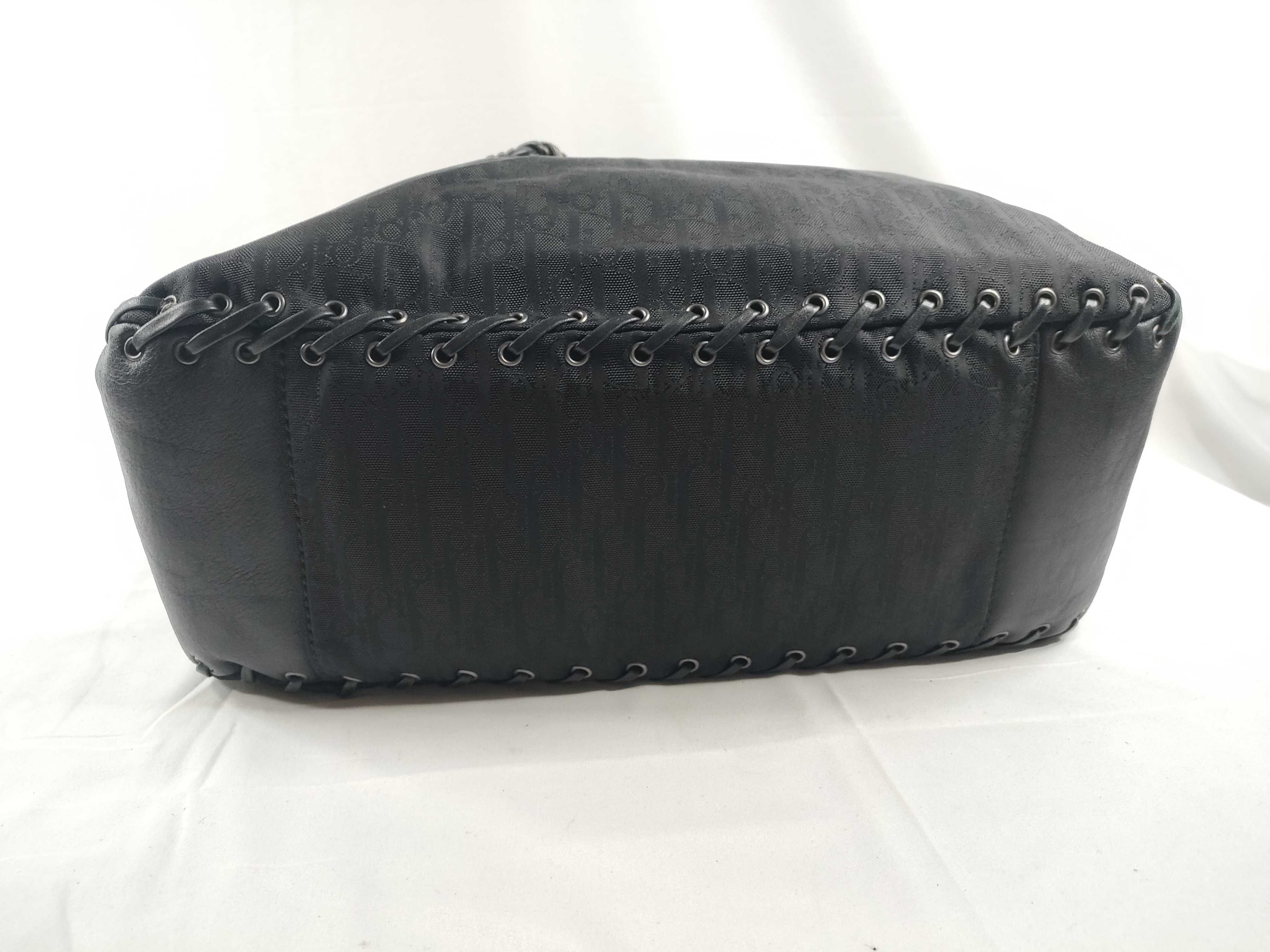 handbag — view 4