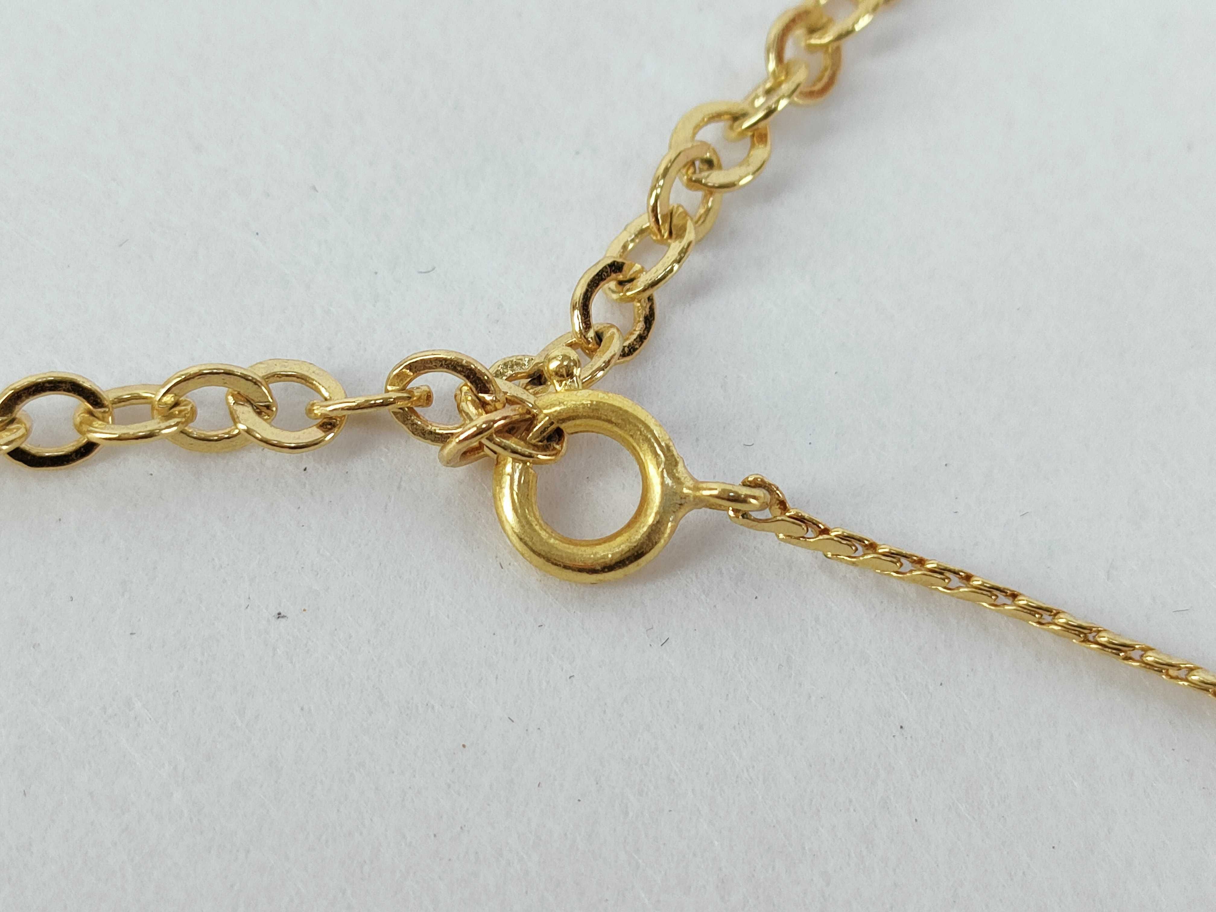 necklace — view 4