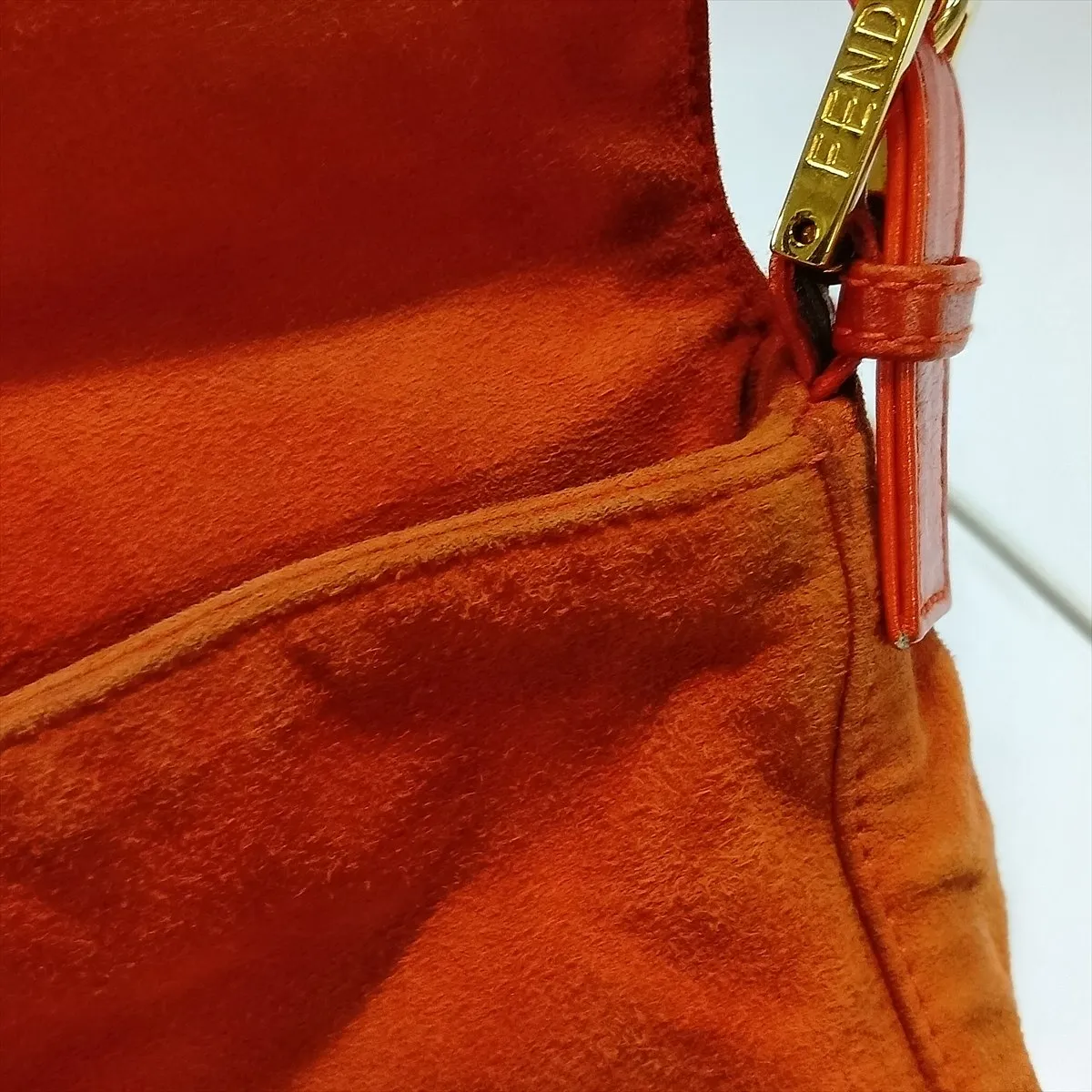 Mamma Bucket 26424 Suede x Leather Shoulder Bag Orange — view 11