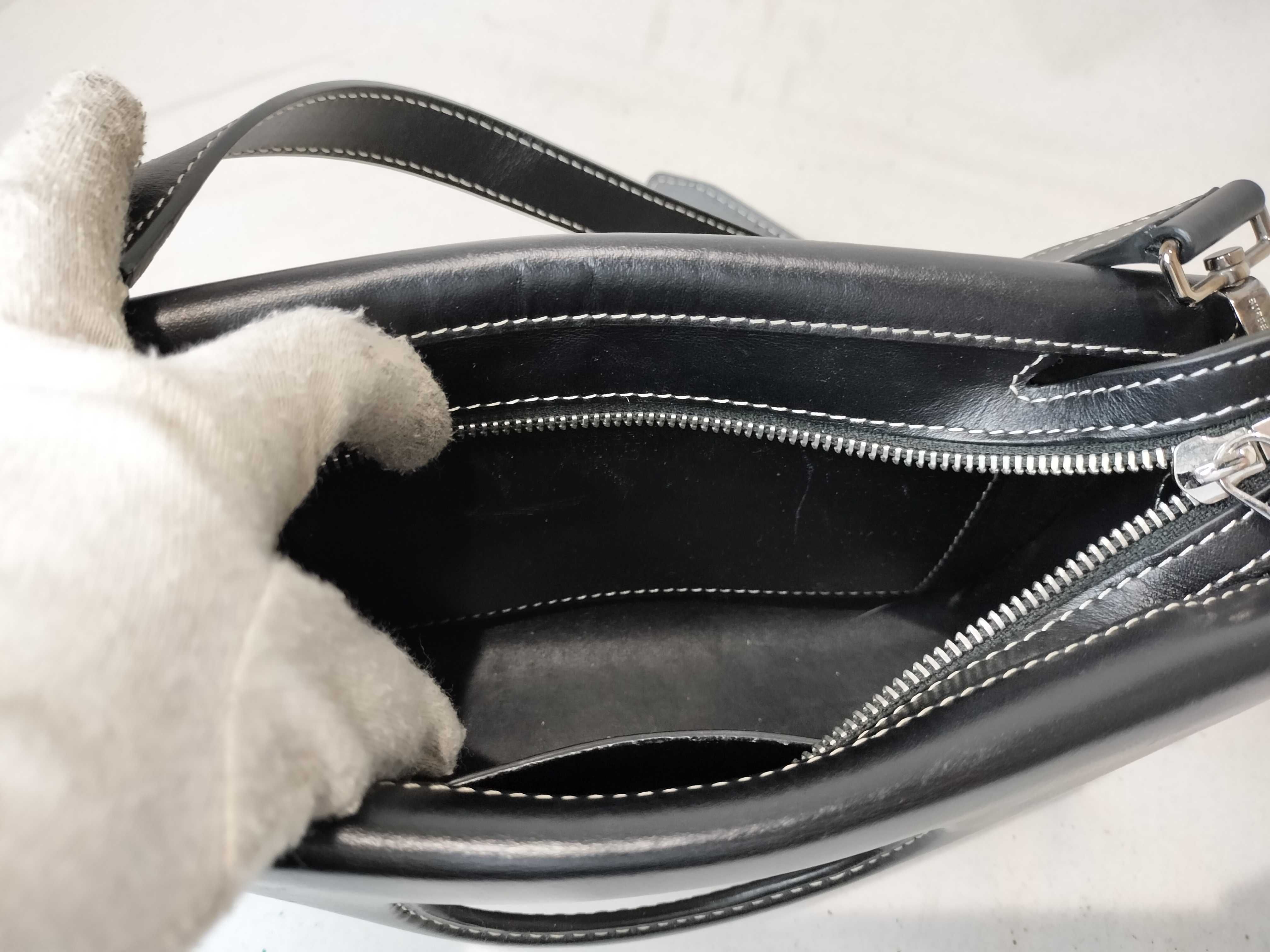 Horseferry Leather Canvas Shoulder Bag — view 10