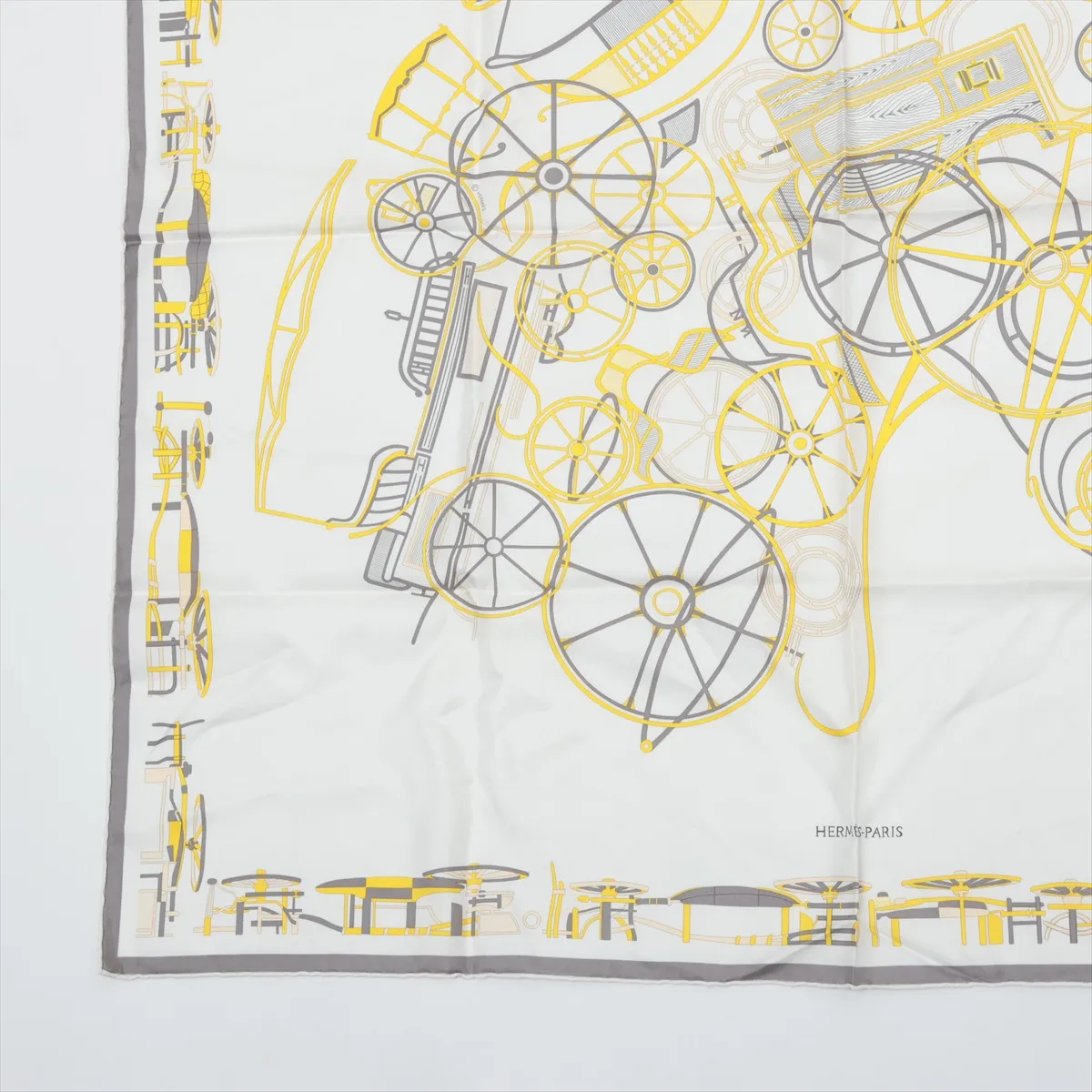 Carre 90 COMPLICATION EQUESTRE scarf, silk, white x yellow. Shows signs of wear, — view 5
