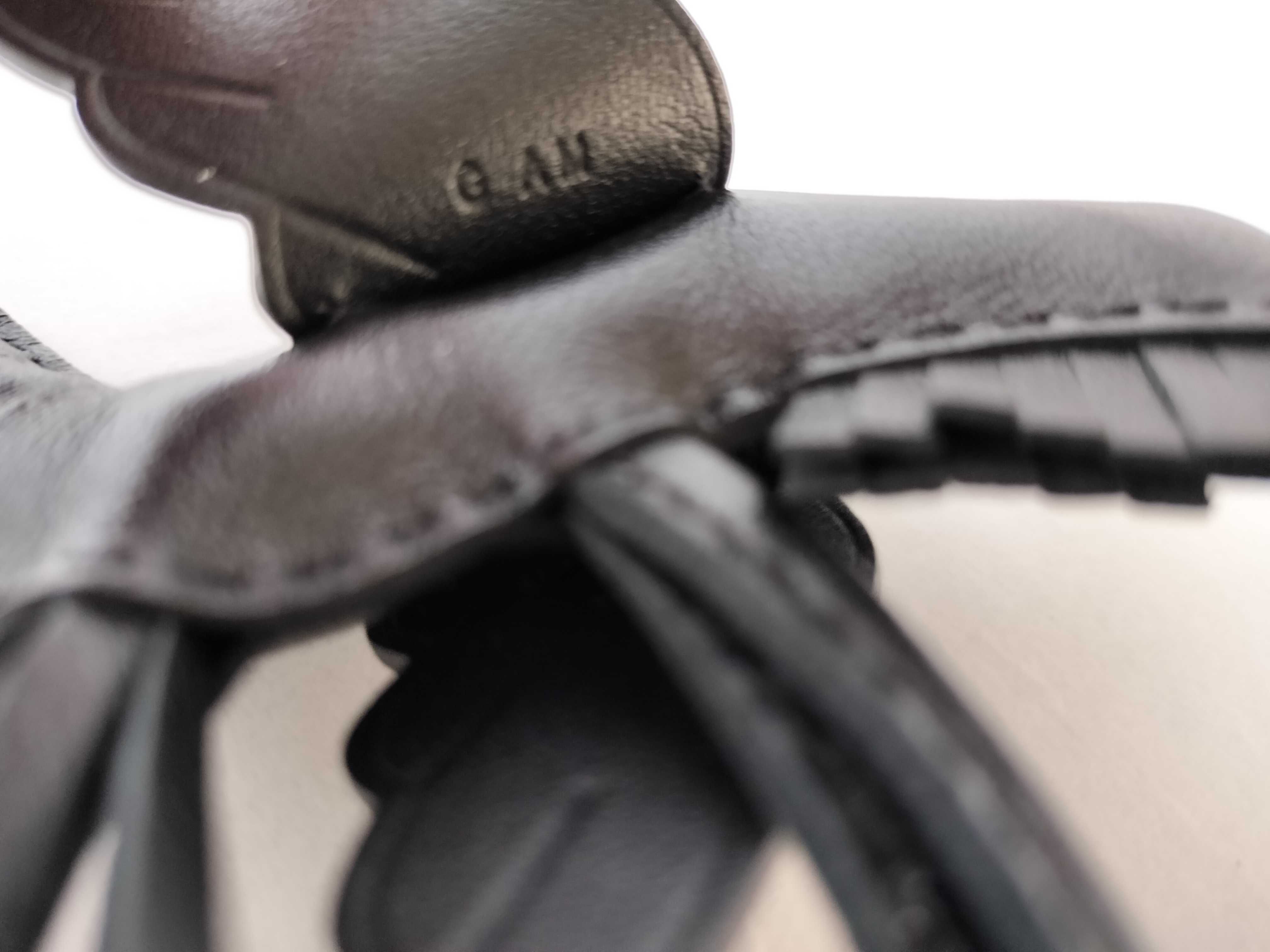 Rodeo PM Pegasus So Black G Stamp Charm — view 6