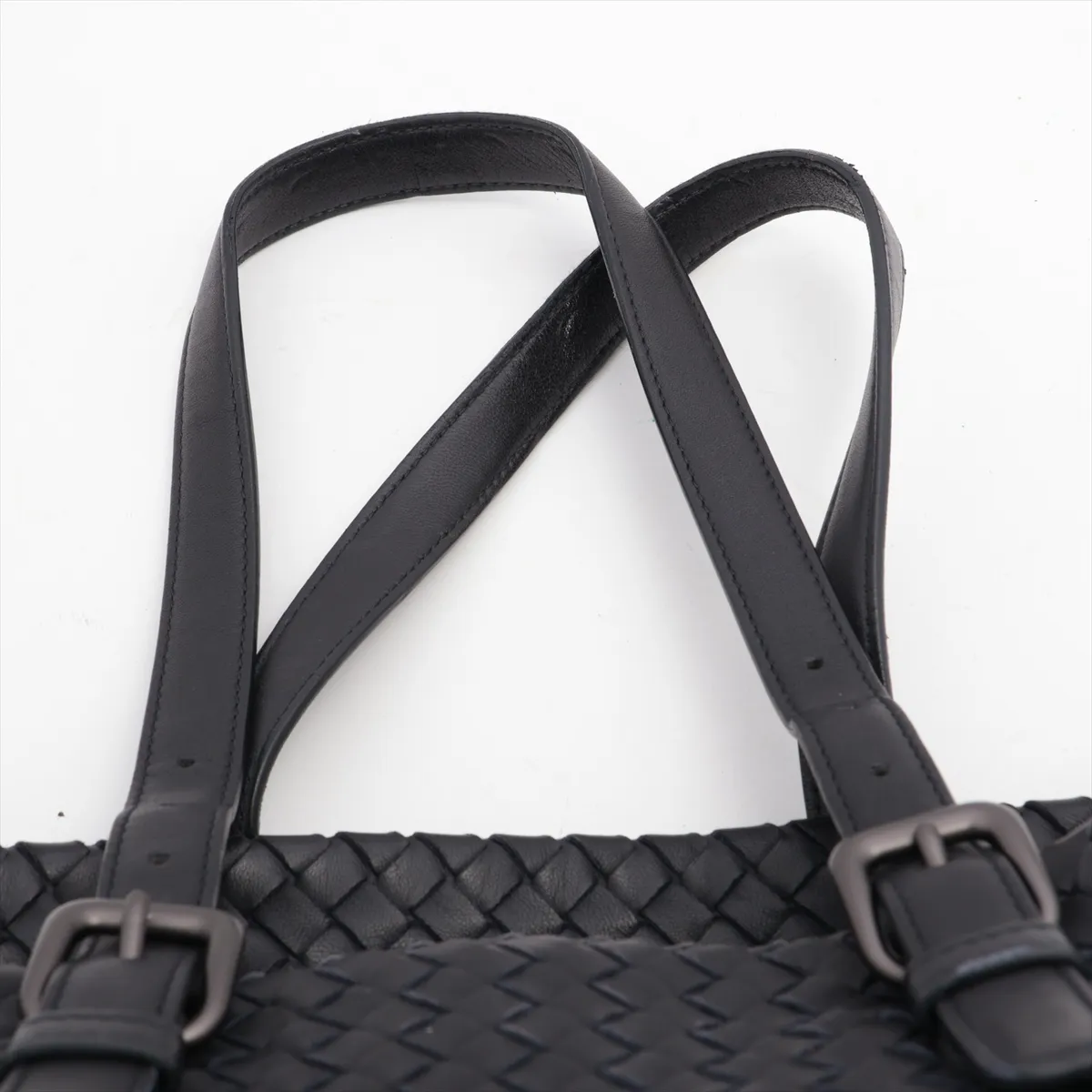 Intrecciato Leather Tote Bag Black — view 6