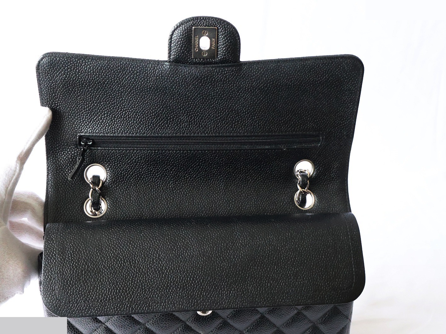 Caviar leather Matelassé 25 Double flap Double chain shoulder bag, black — view 10