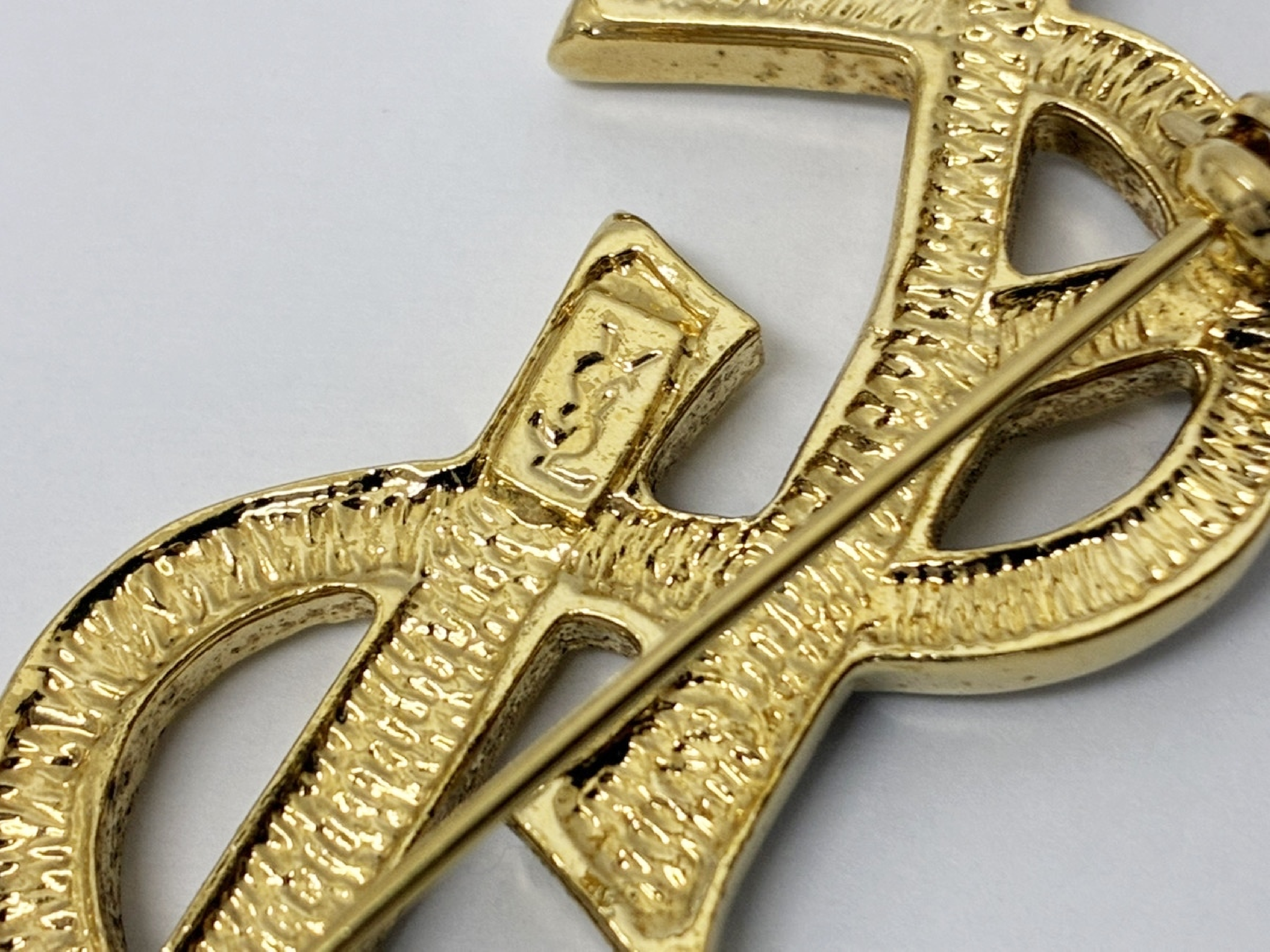 logo rhinestone brooch — view 3
