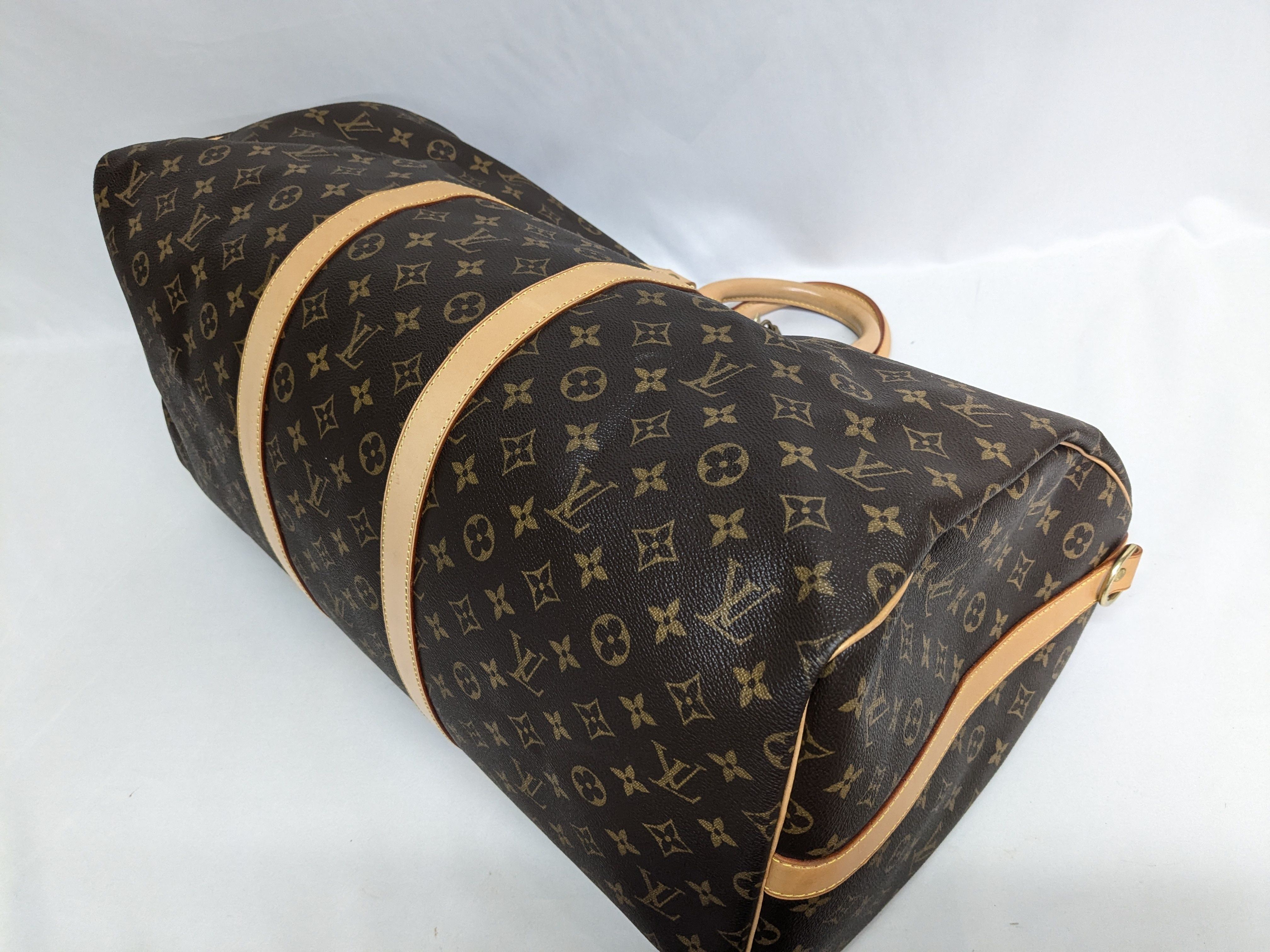 LV Monogram Keepall Bandoulière 55 Boston Bag — view 5