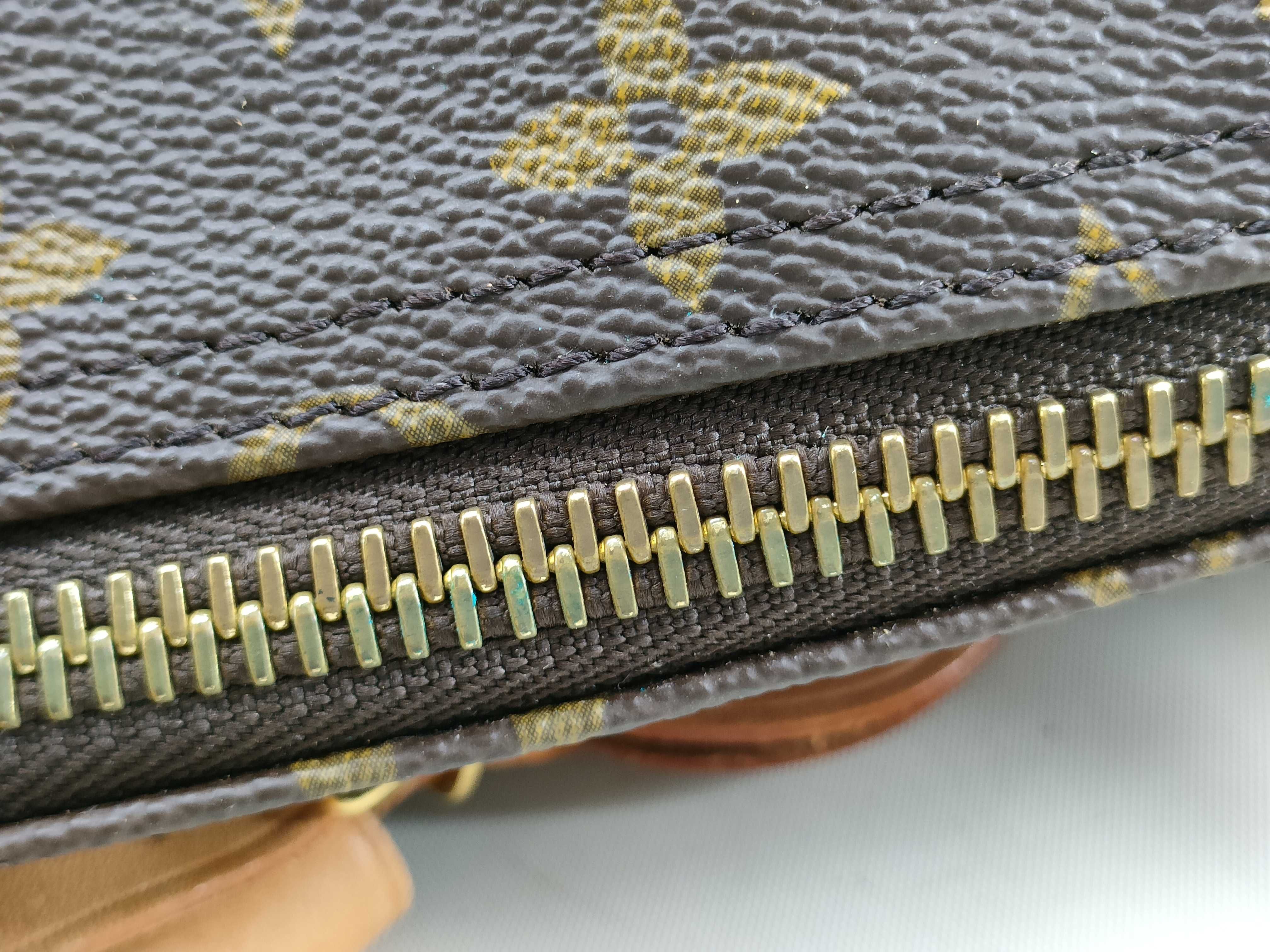 Monogram Keepall 60 Boston Bag Clutch Bag — view 9