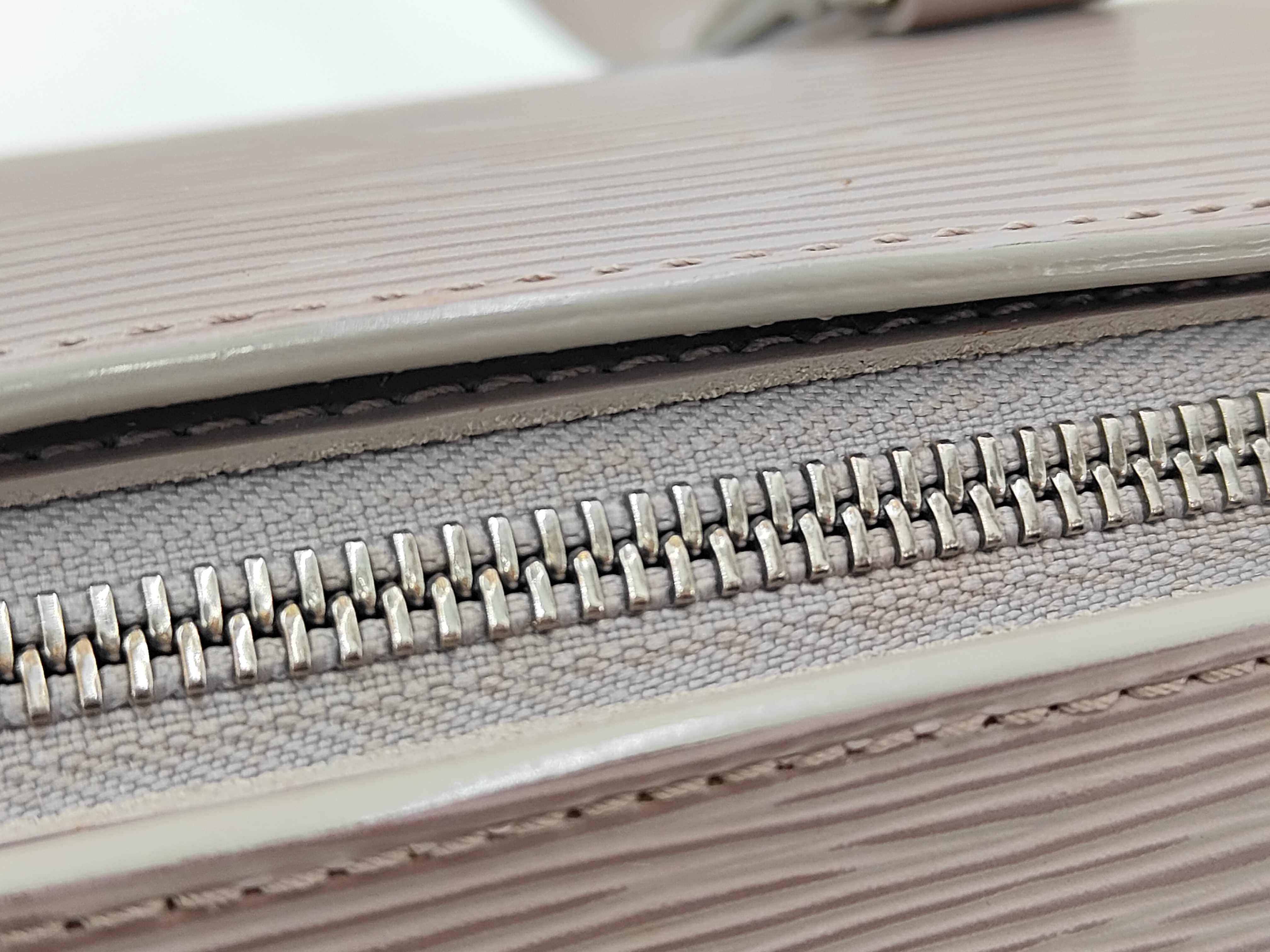 Epi Soufflot Lilac Handbag — view 8