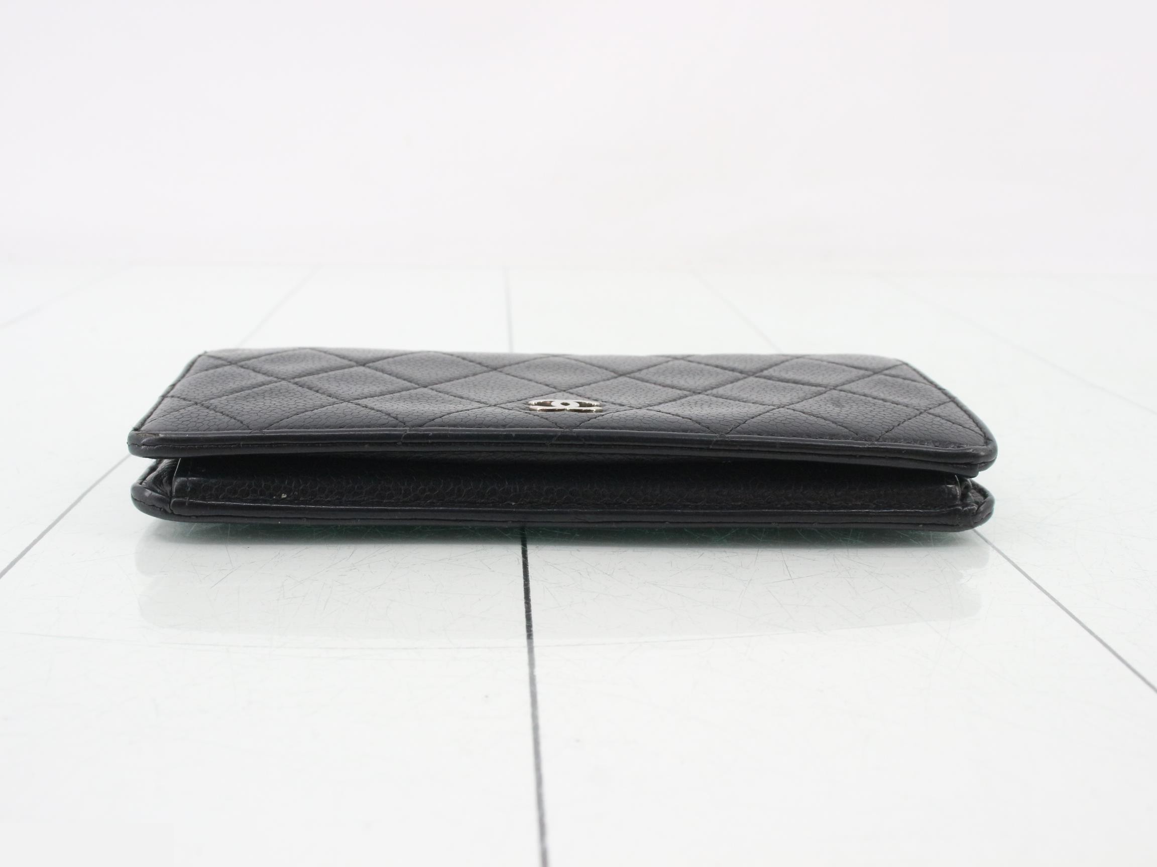 Matelassé long wallet, caviar leather, silver hardware, black — view 3