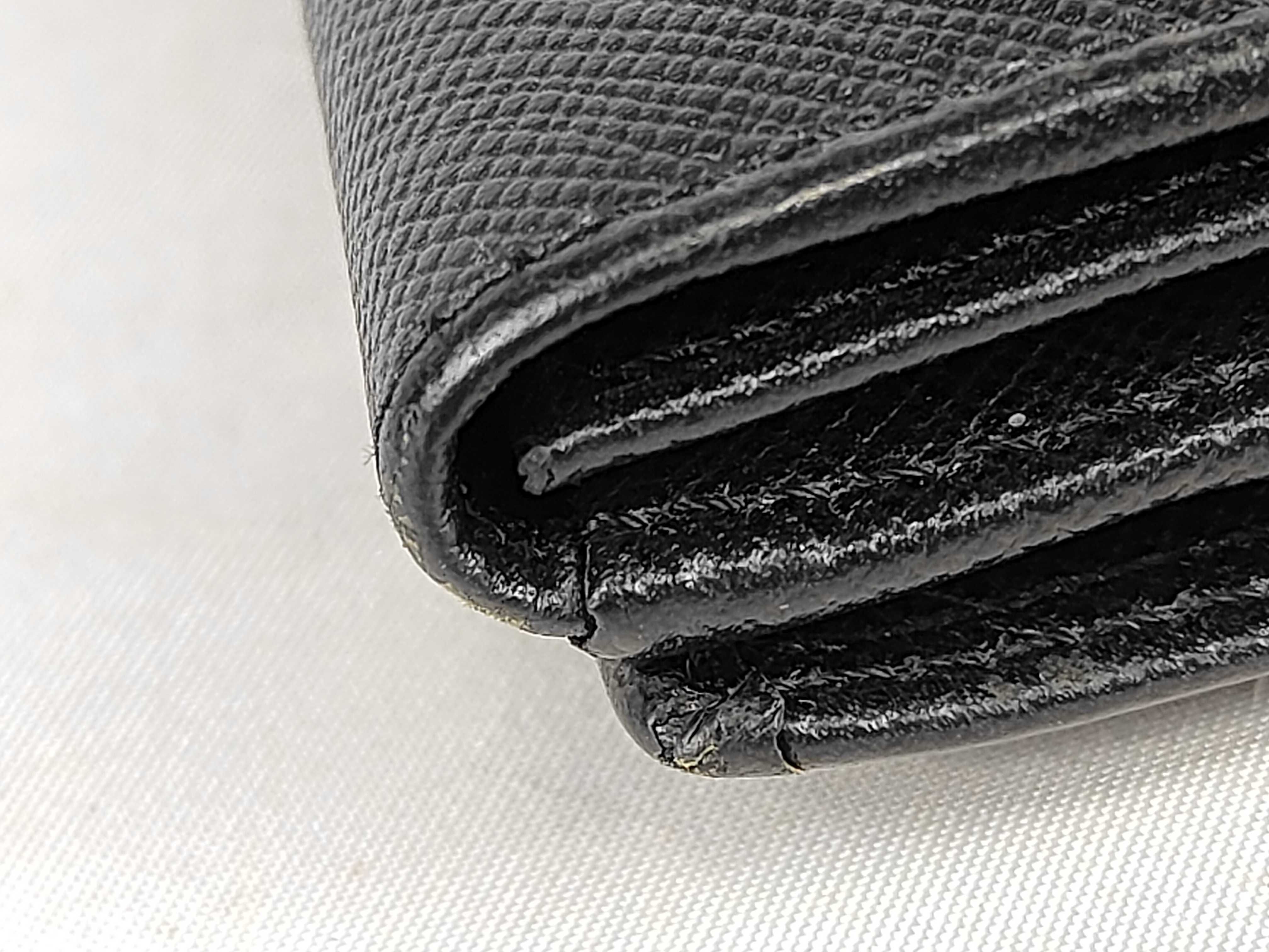 Saffiano Compact Wallet — view 5