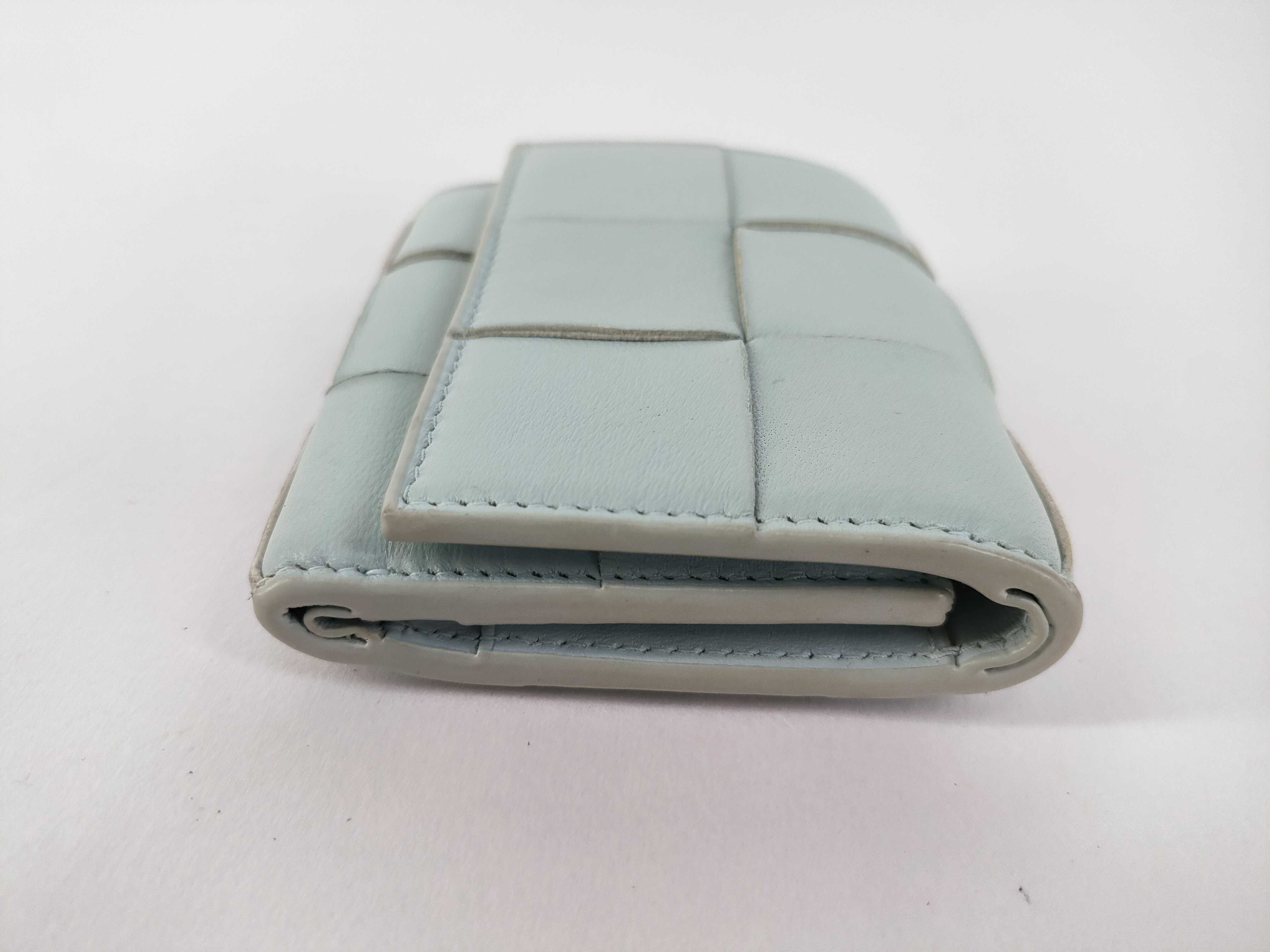 Intrecciato Maxi Cassette Compact Wallet, Light Blue — view 4
