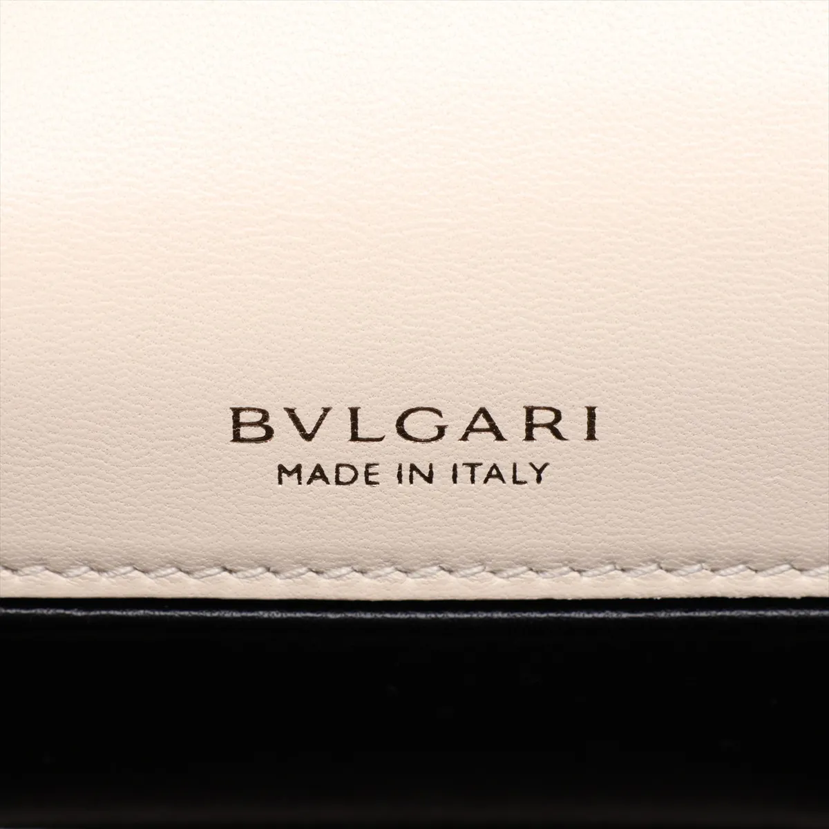 Serpenti Leather 2-Way Handbag, White, with Mirror — view 11