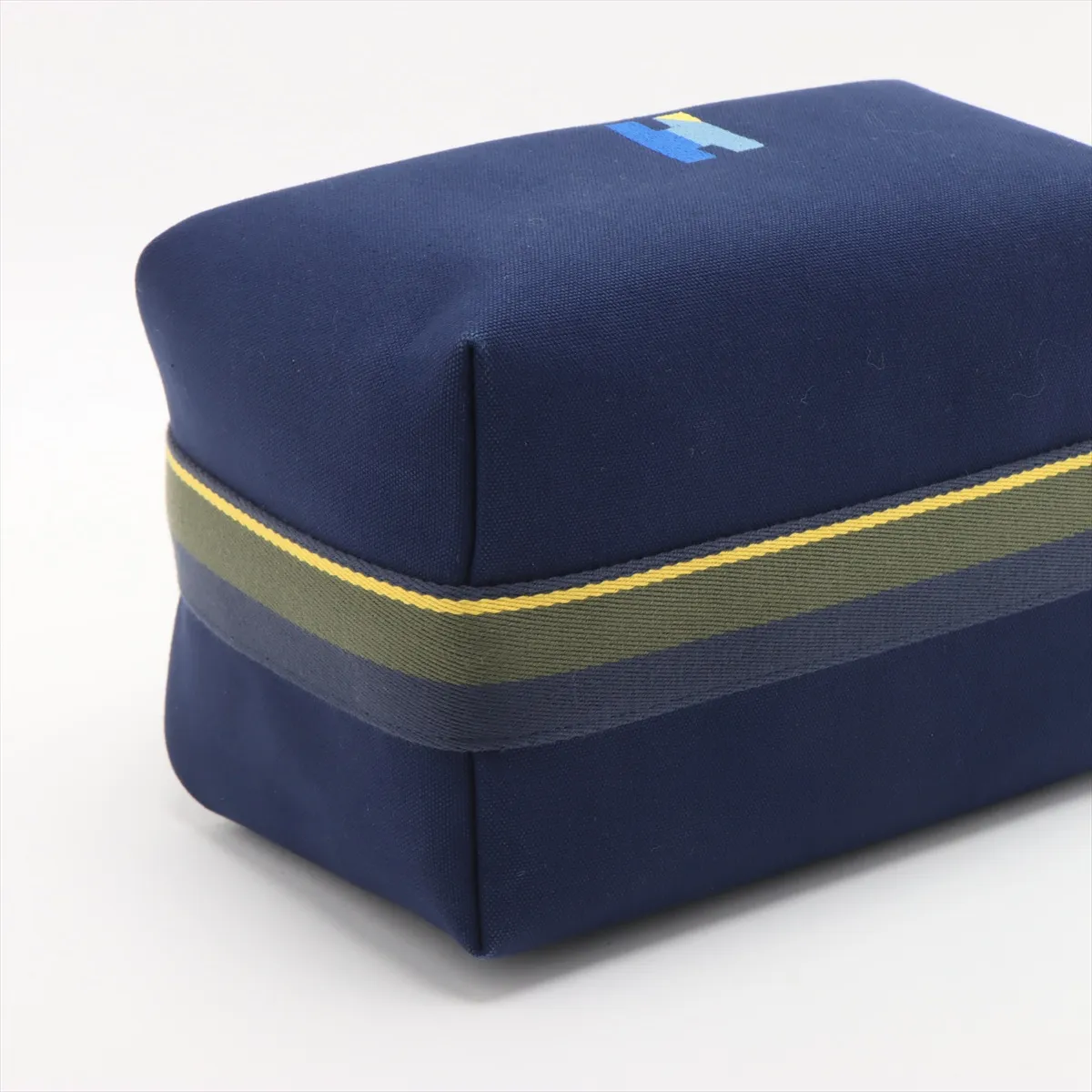 Bride à Black GM Canvas Navy Silver Hardware — view 4