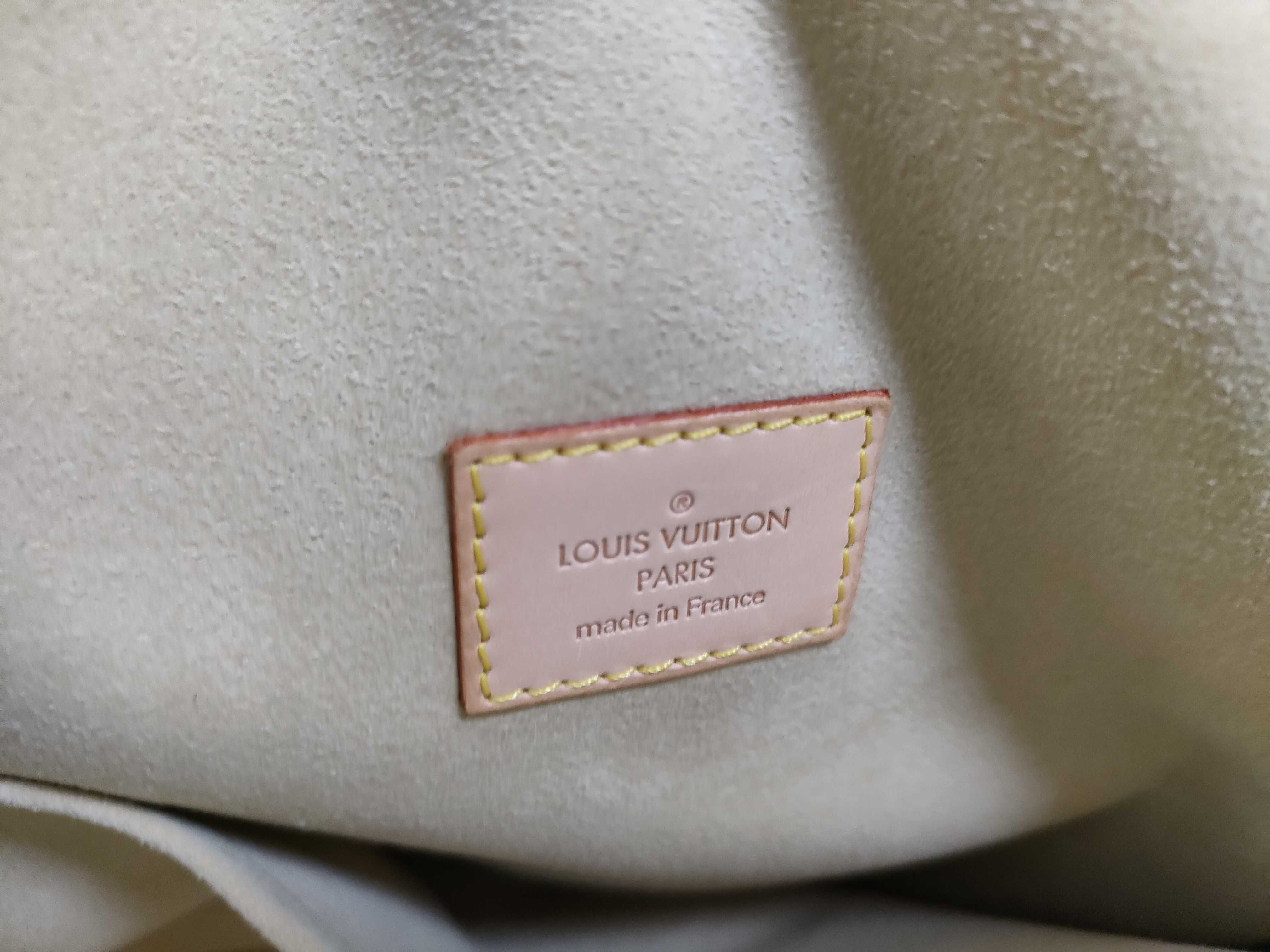 Monogram LV Monogram Manhattan Handbag — view 11