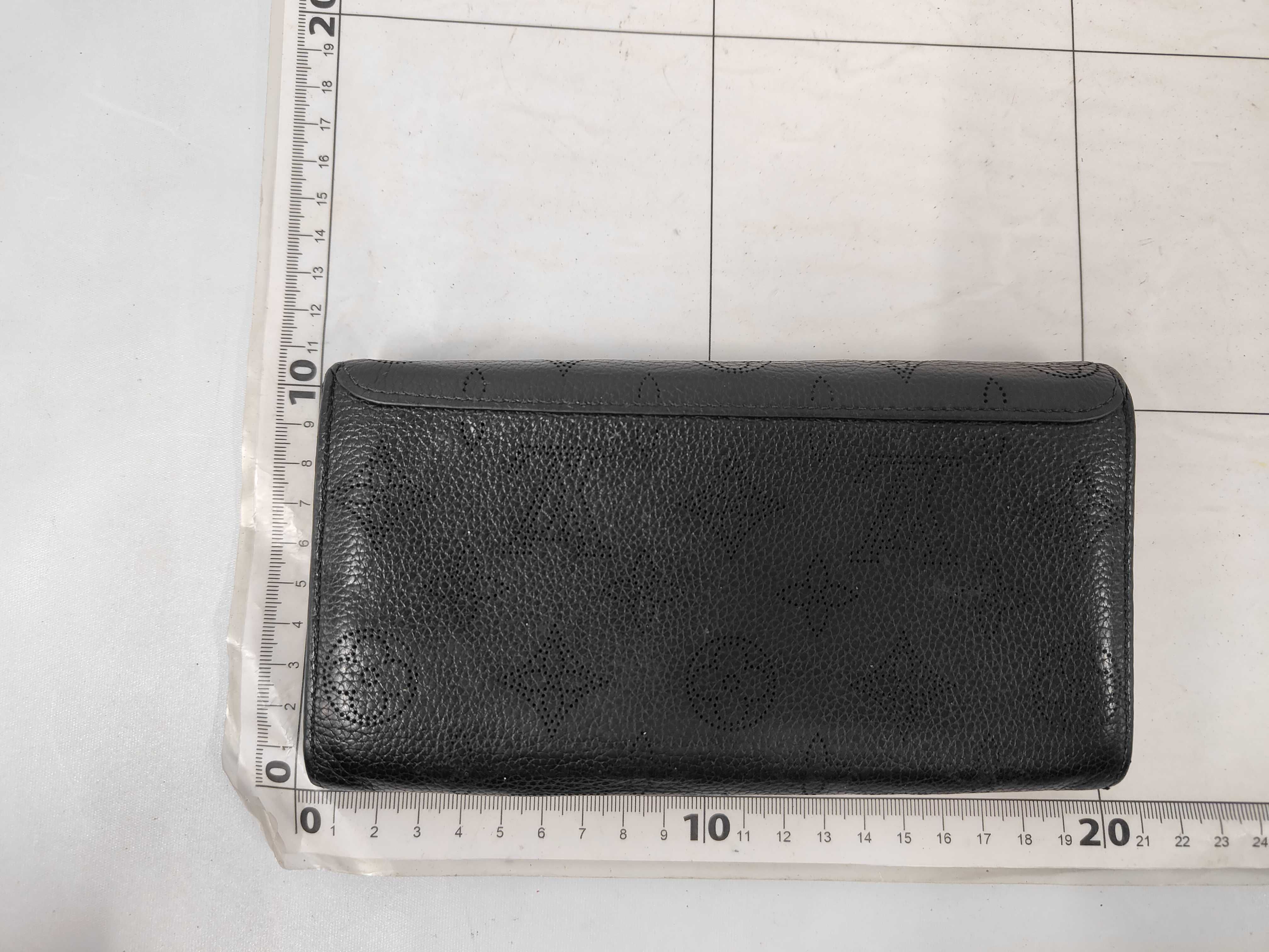 Mahina Portefeuille Iris M60143 Black Wallet — view 2