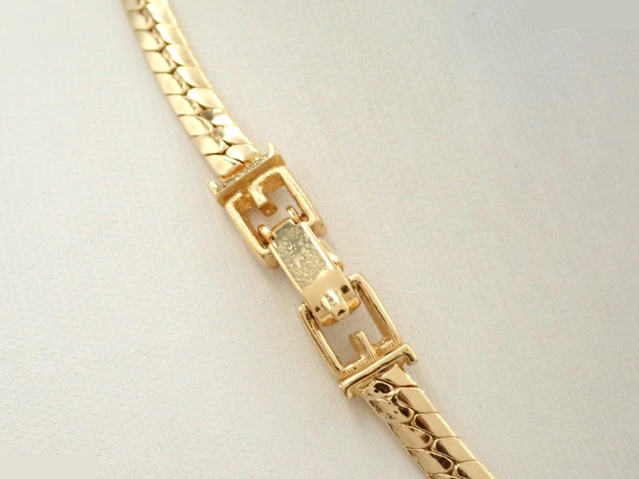 Other line: Precious metal necklaces and pendants, neck circumference approximately 36 cm. — view 2