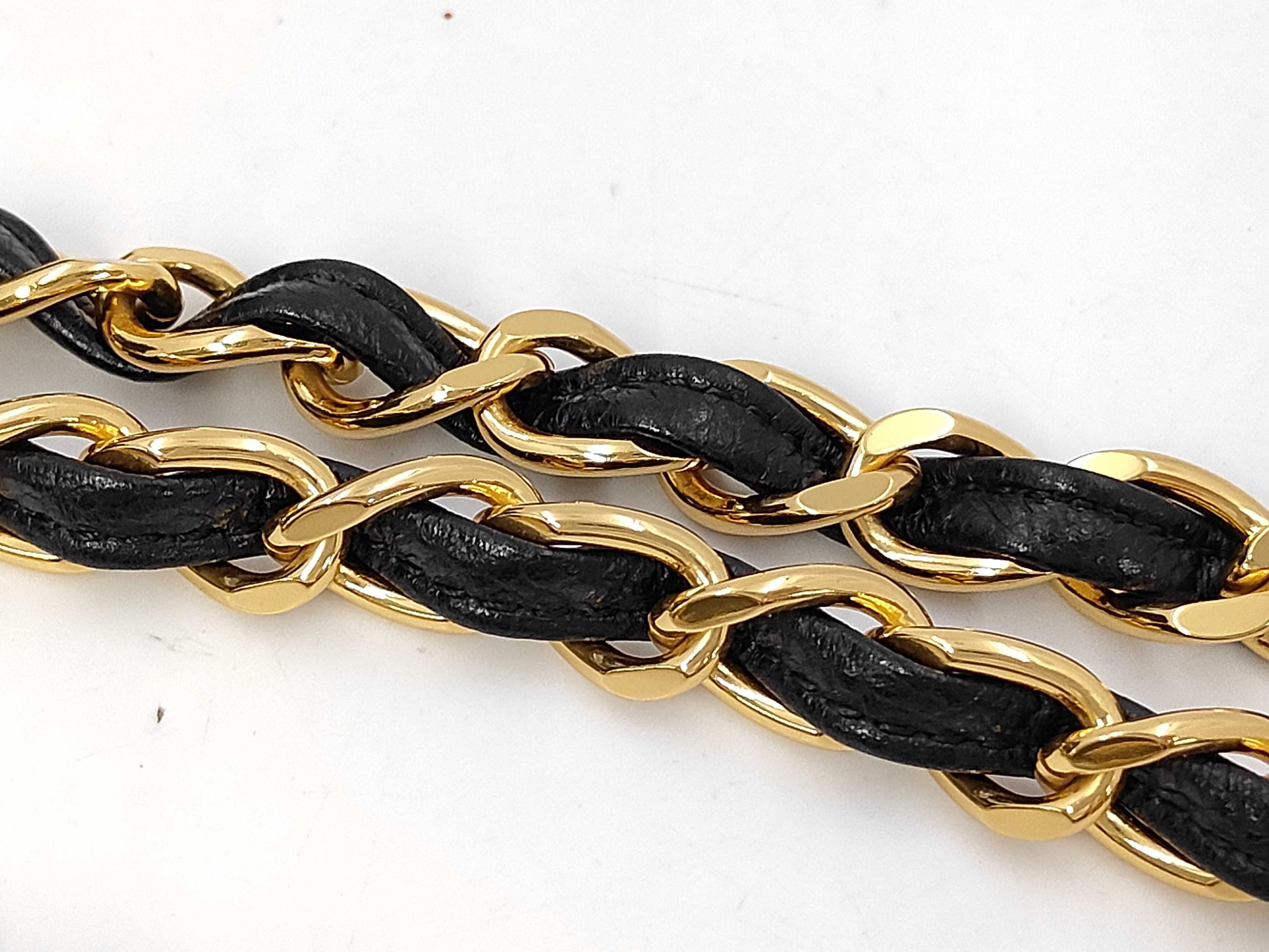 Coco Mark Chain Shoulder Caviar Skin Shoulder Bag — view 6