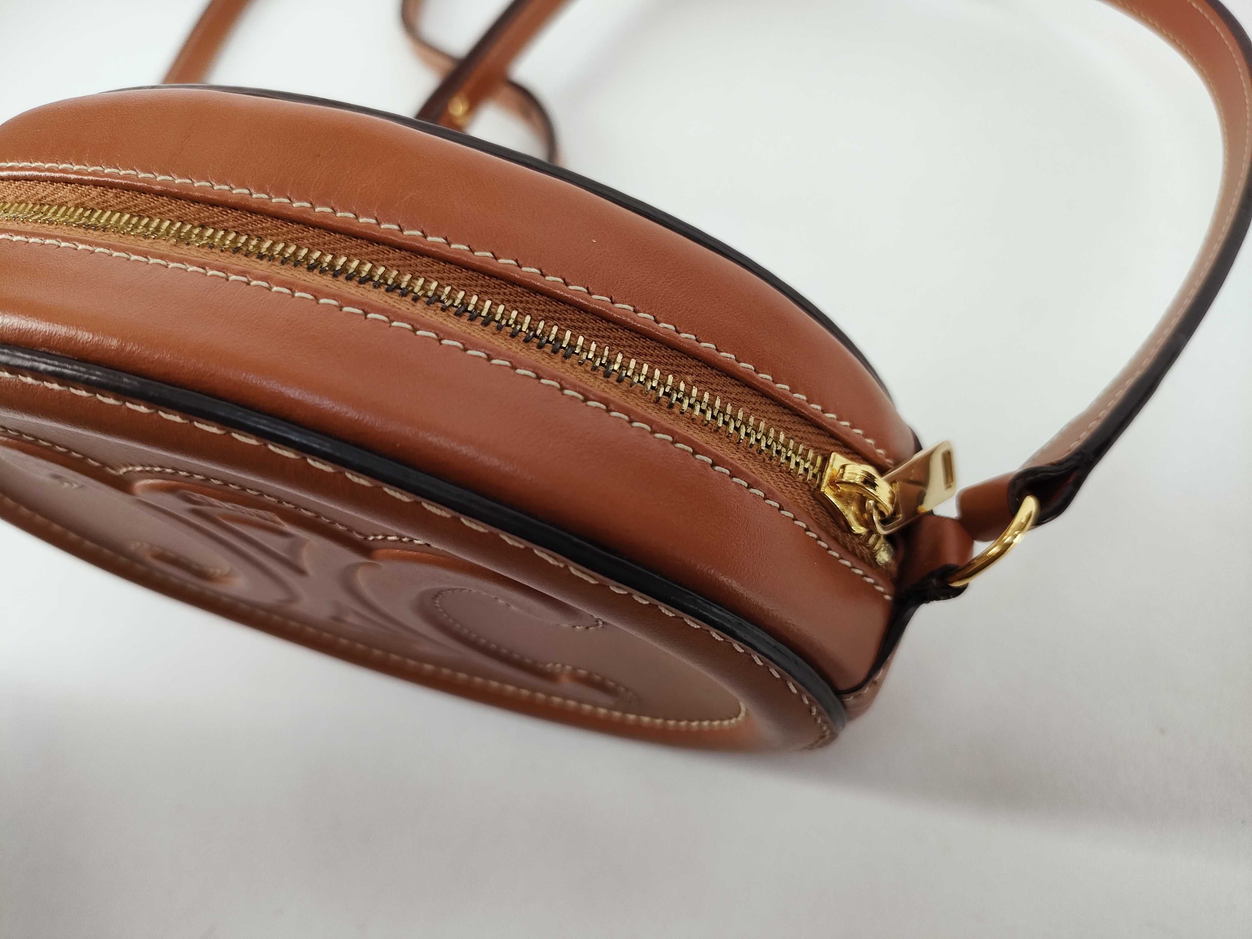 Triomphe Shoulder Bag — view 8