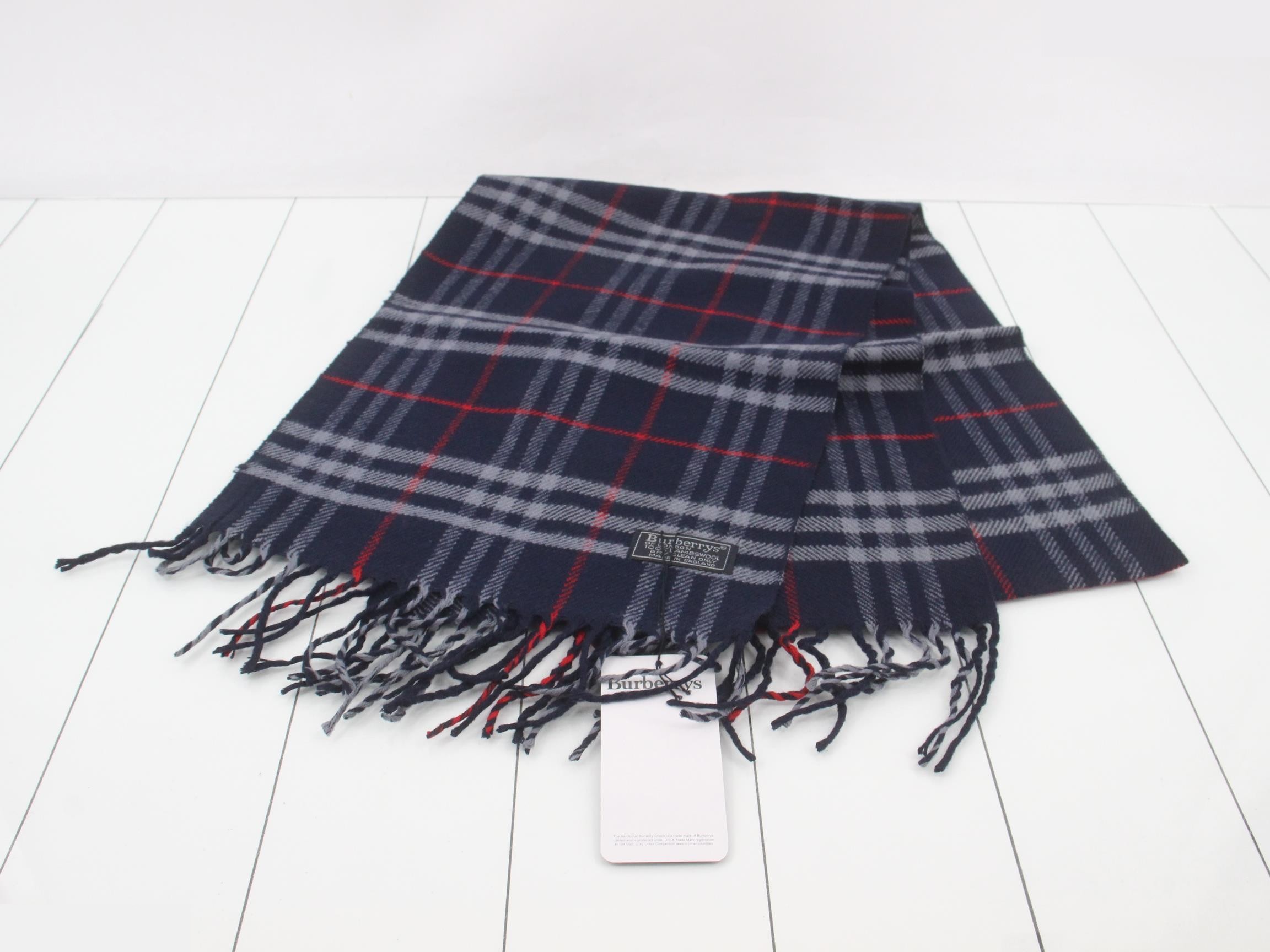 Unused, with dust bag included. Burberry Nova Check scarf, navy. — view 2