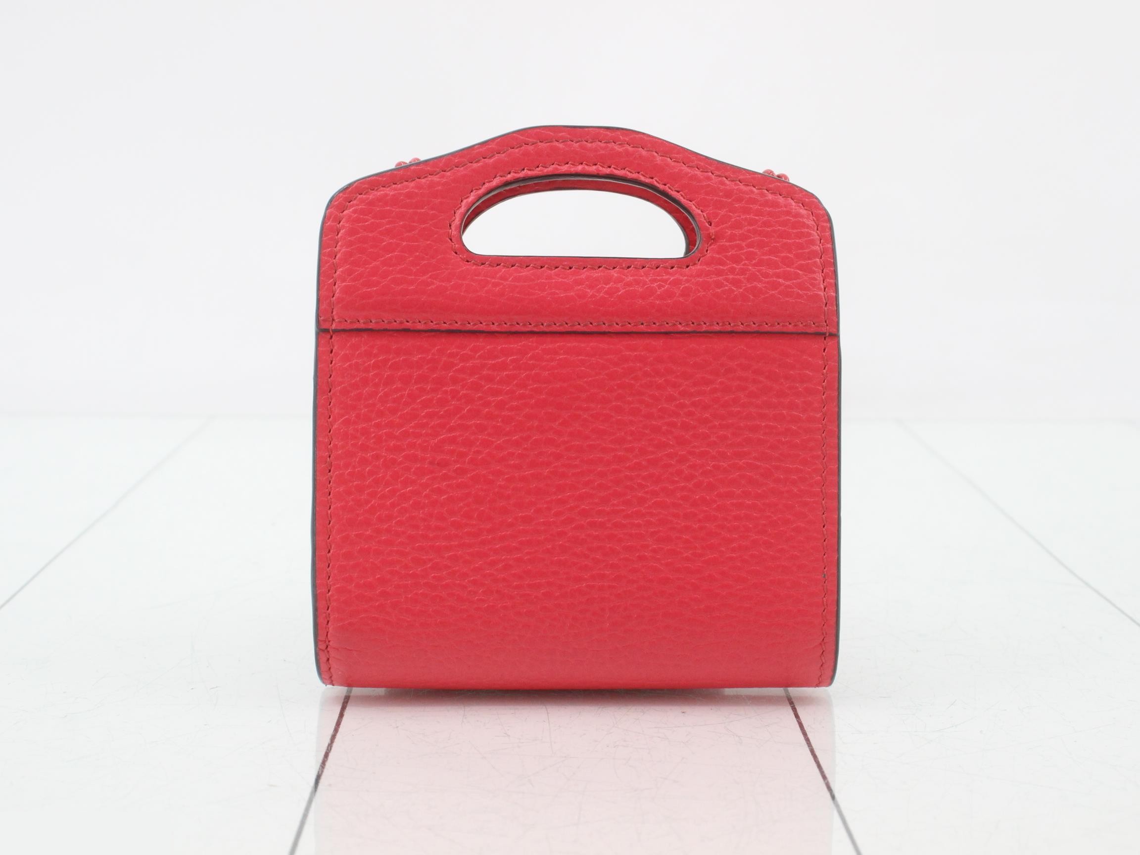 GG Marmont Shoulder Bag — view 2