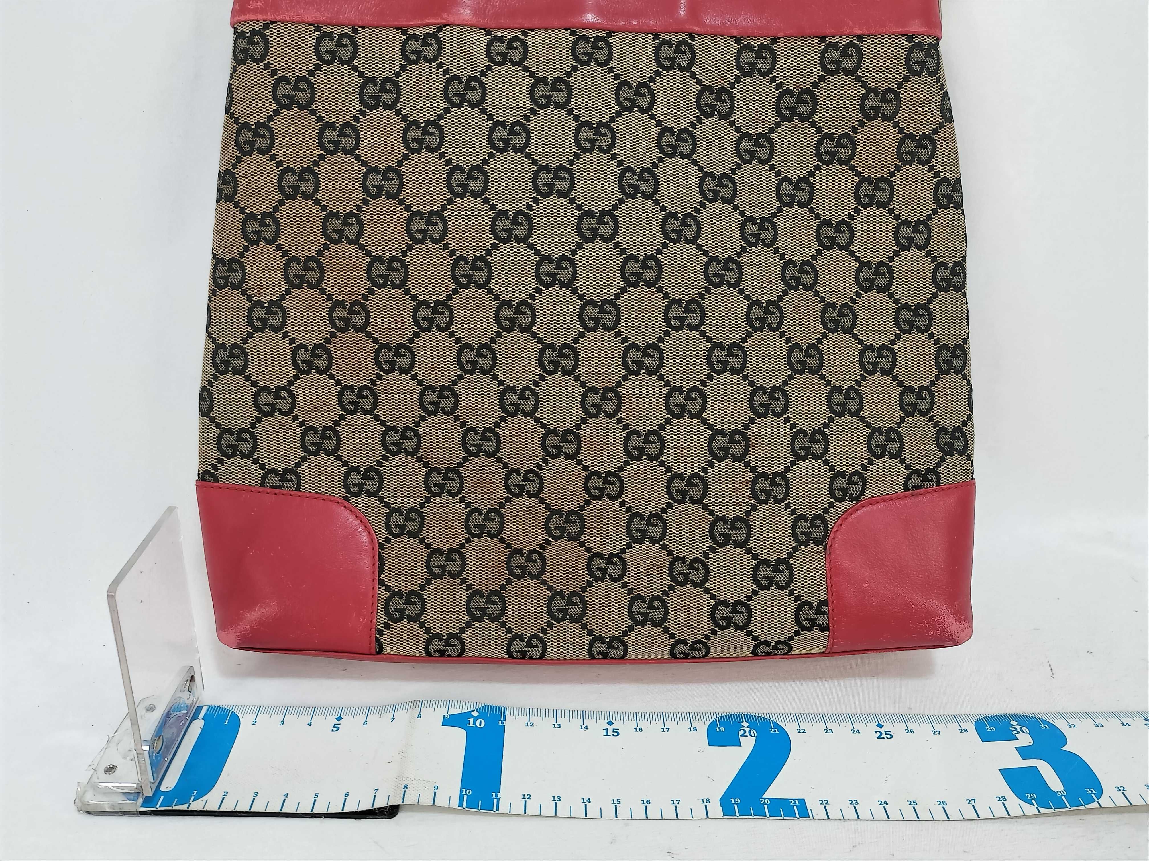 GG Canvas Gucci Handbag Shoulder Bag — view 2