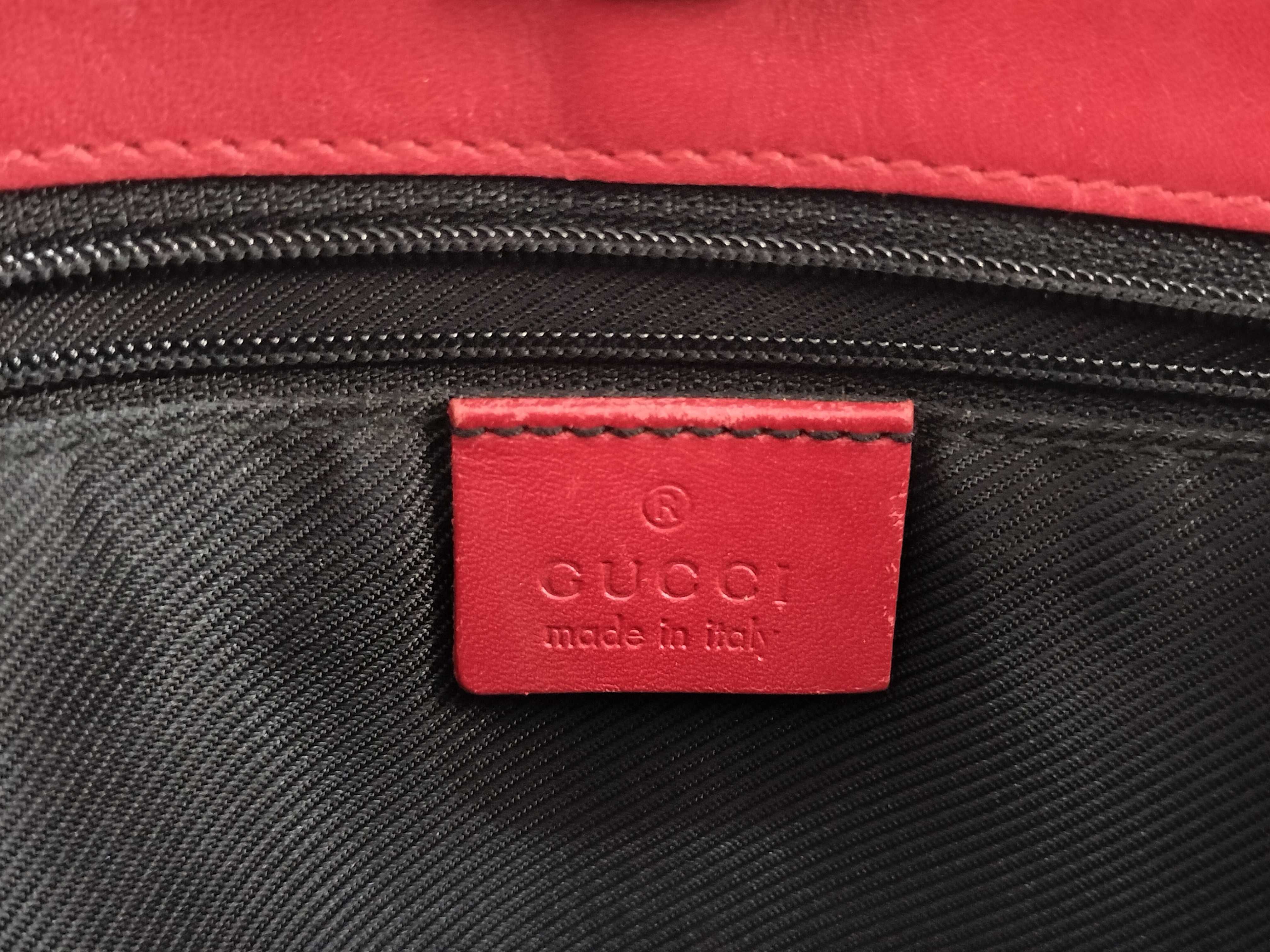 GG Canvas Gucci Handbag Shoulder Bag — view 11