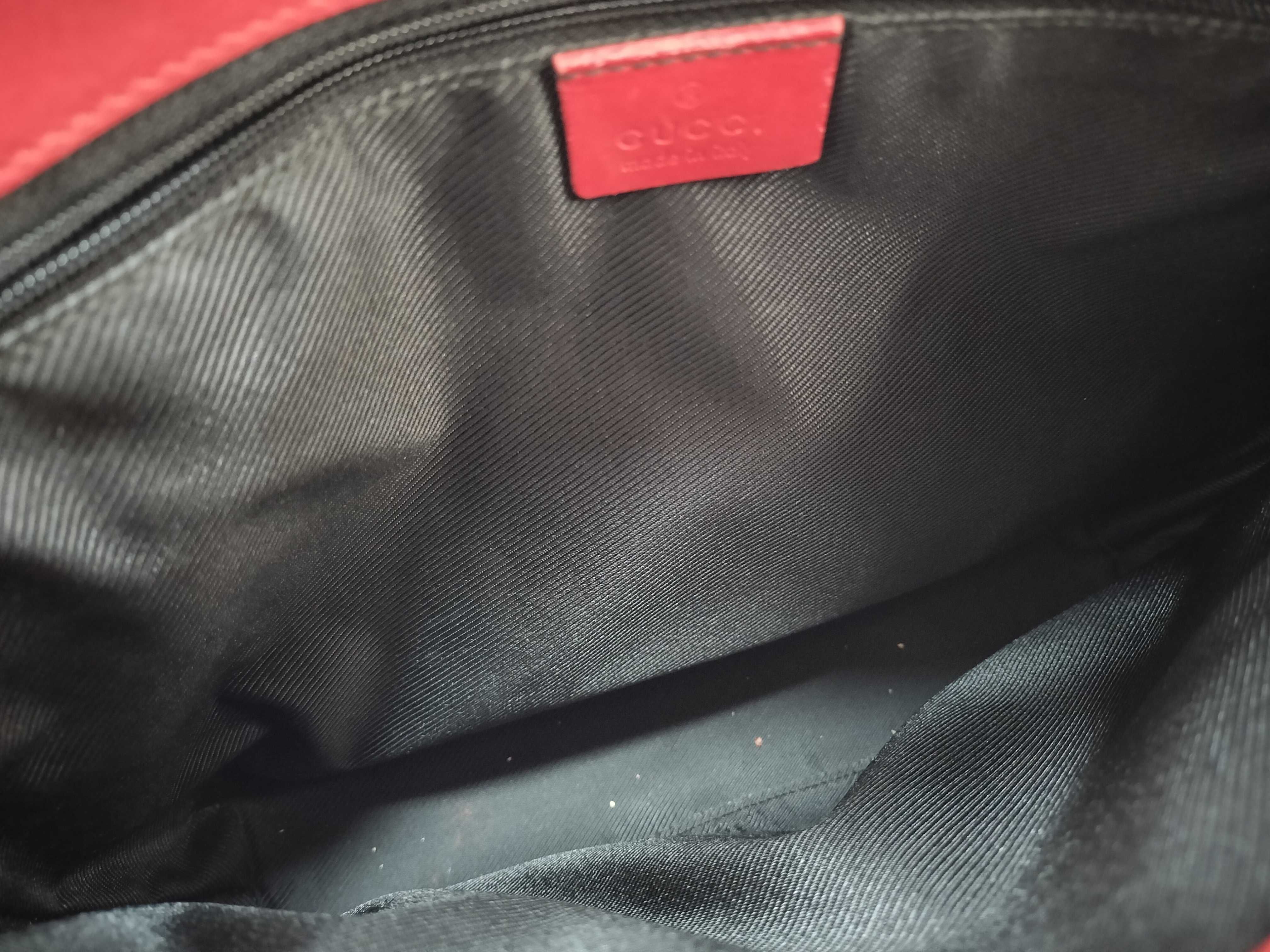 GG Canvas Gucci Handbag Shoulder Bag — view 9