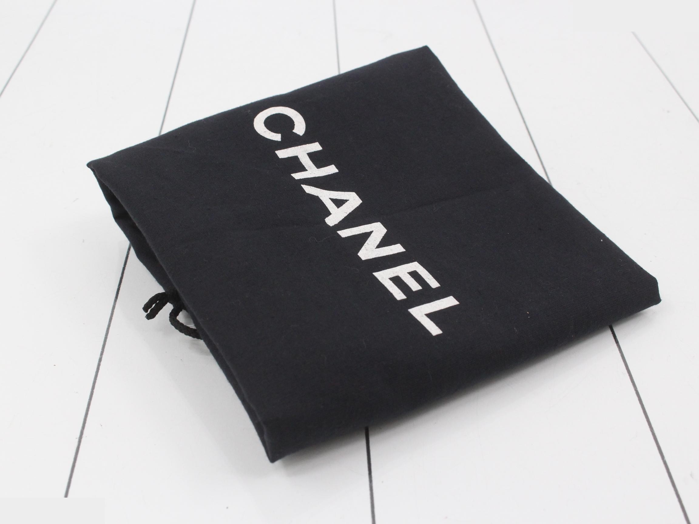 Matelassé patent leather handbag — view 7