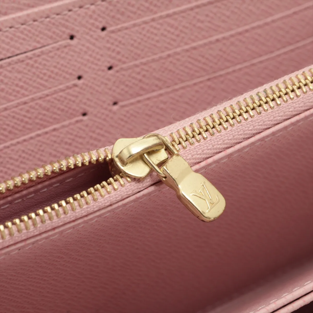 Damier Zippy Wallet N60046 GI2198 Rose Ballerine Round Zip Wallet — view 12