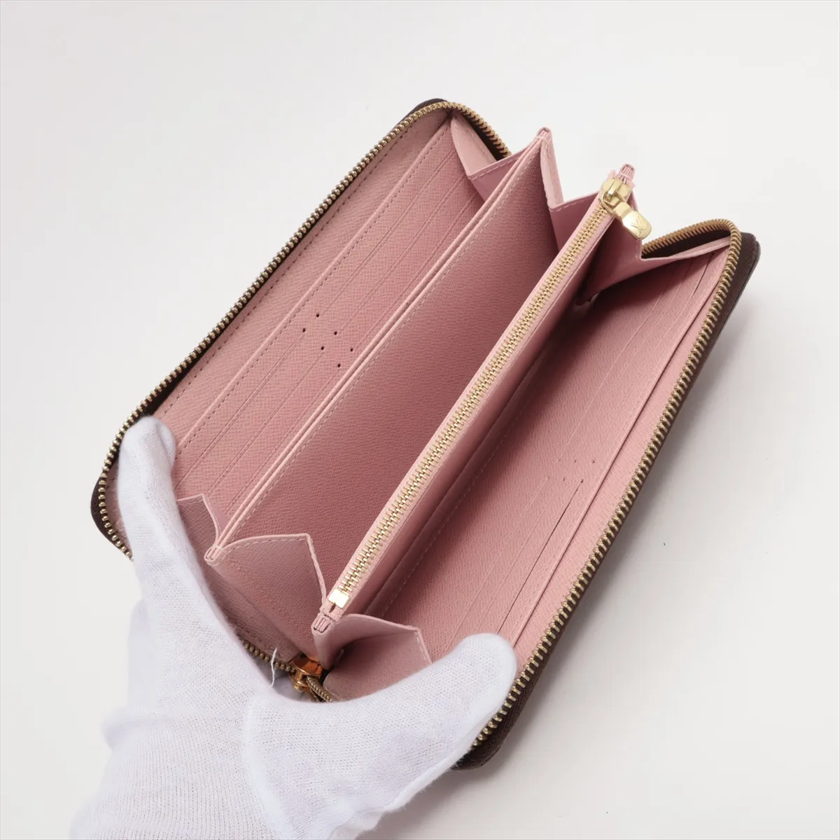 Damier Zippy Wallet N60046 GI2198 Rose Ballerine Round Zip Wallet — view 3