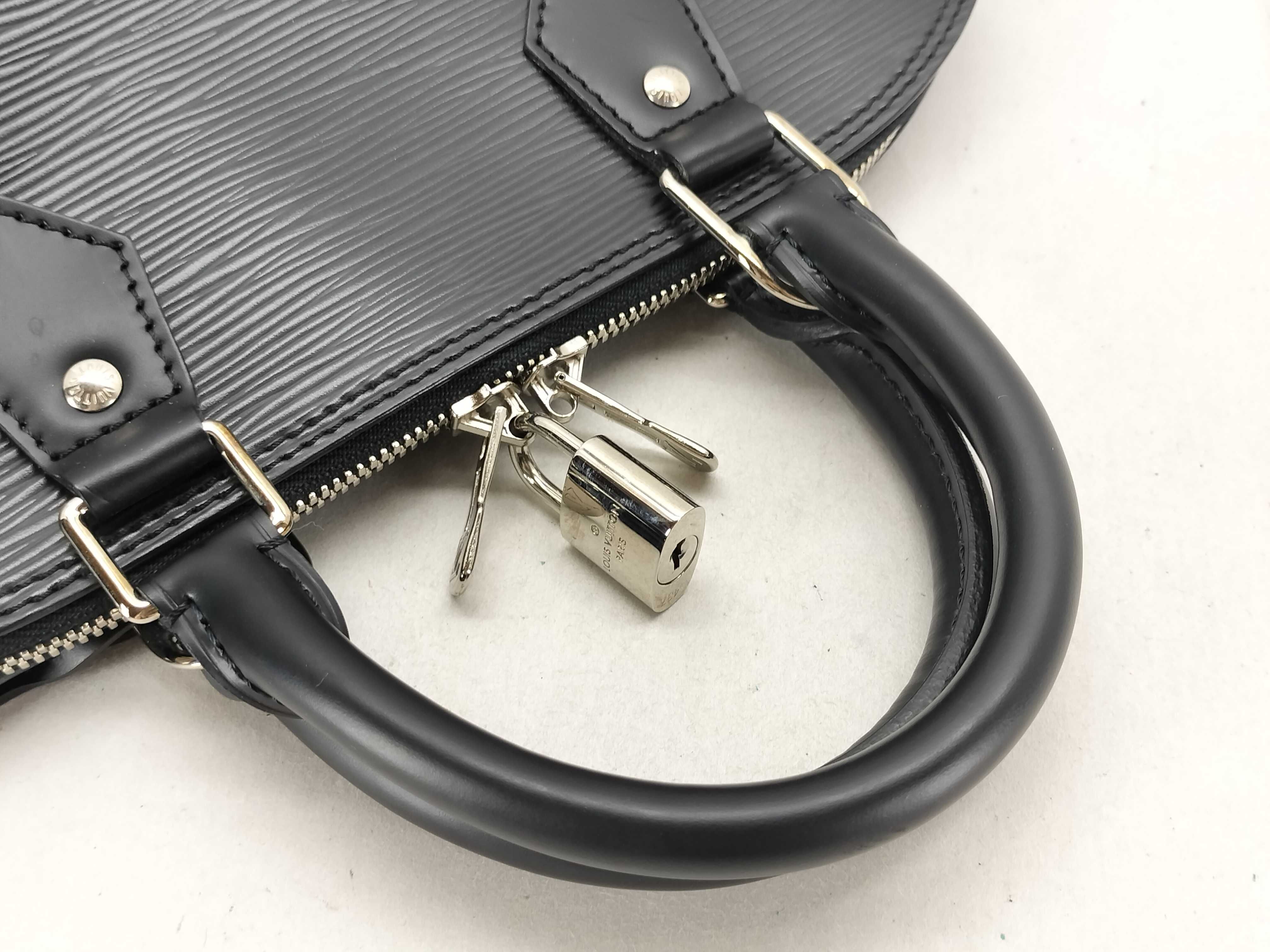 Epi Alma M52142 Handbag — view 3