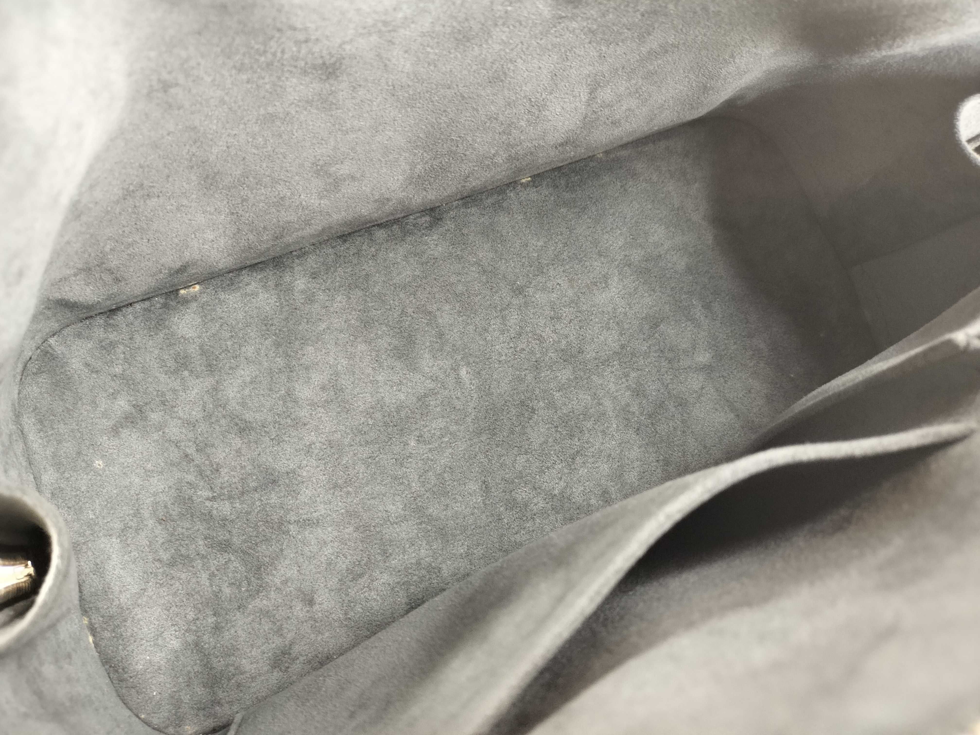 Epi Alma M52142 Handbag — view 10