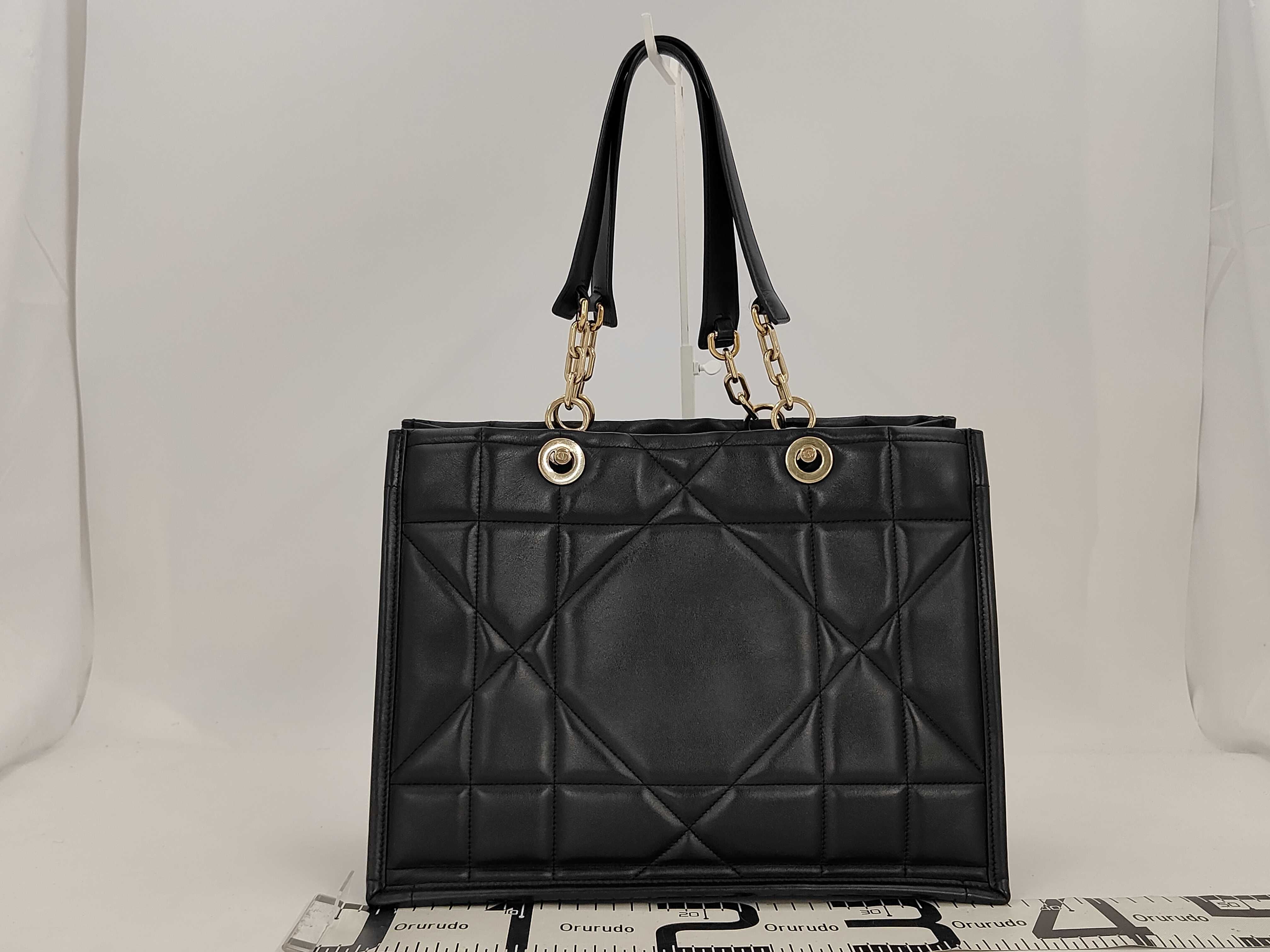 Essential Archicanage Tote Bag — view 2