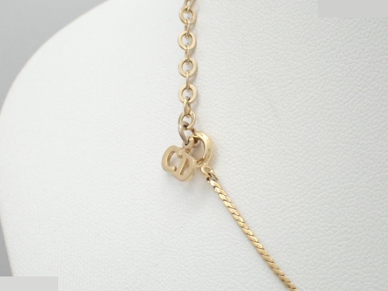Other lines: Precious metals, necklaces, pendants — view 2