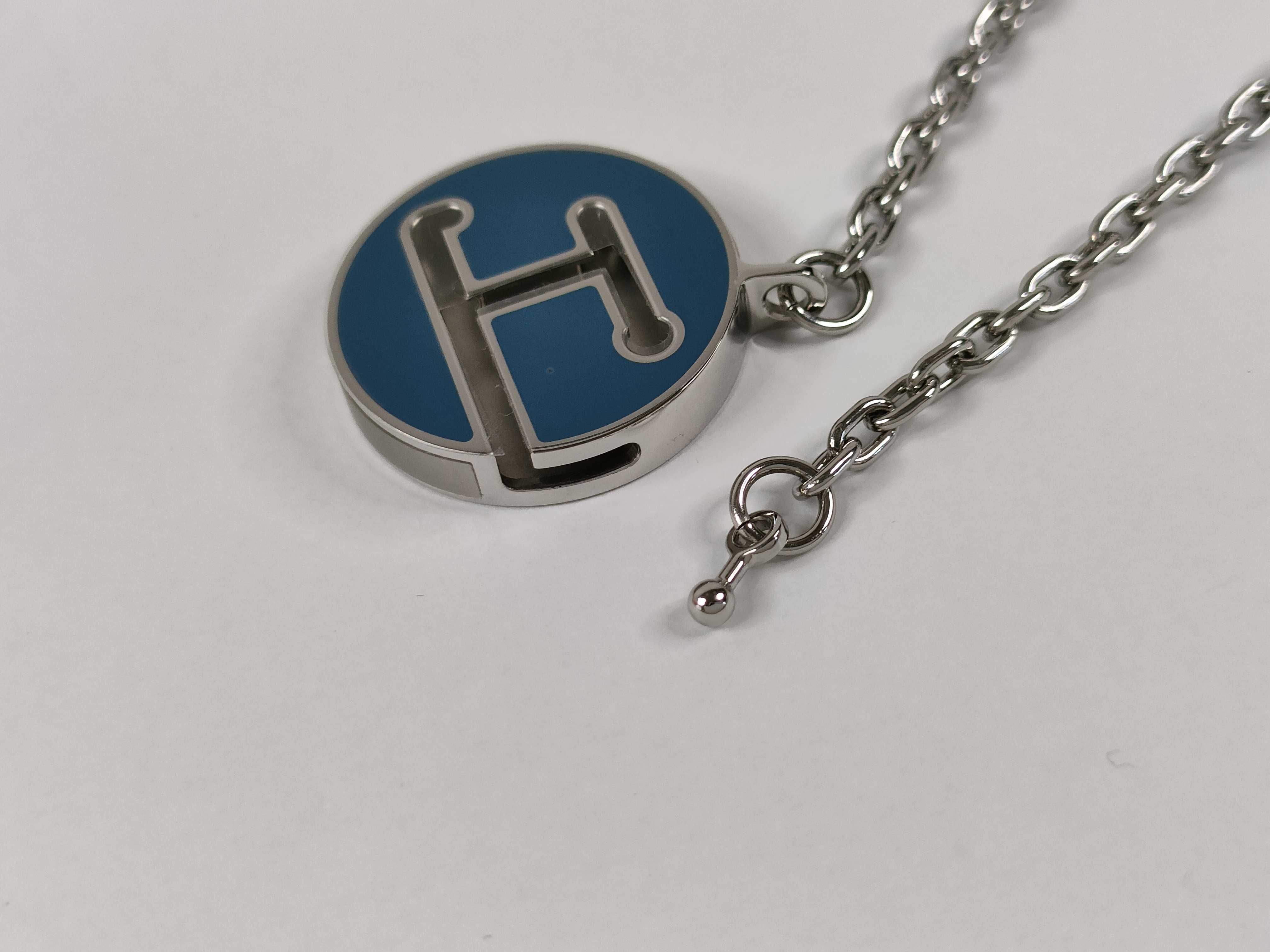 Labyrinth Necklace, Blue Tone Petite x Matte Silver Hardware, Hermes, Unused Necklace — view 4