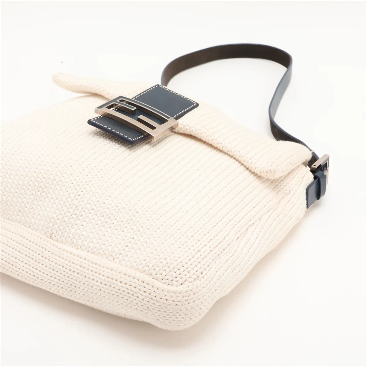 knit x leather shoulder bag, white x navy — view 3