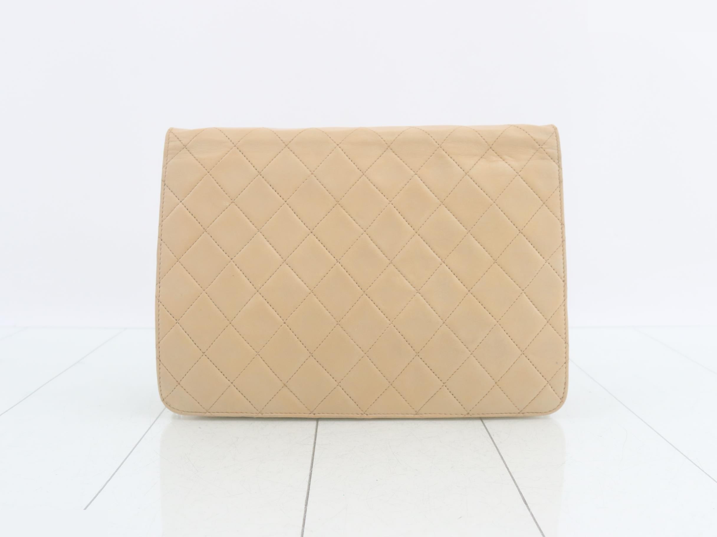 Matelassé Single Flap Matelassé Shoulder Bag — view 2