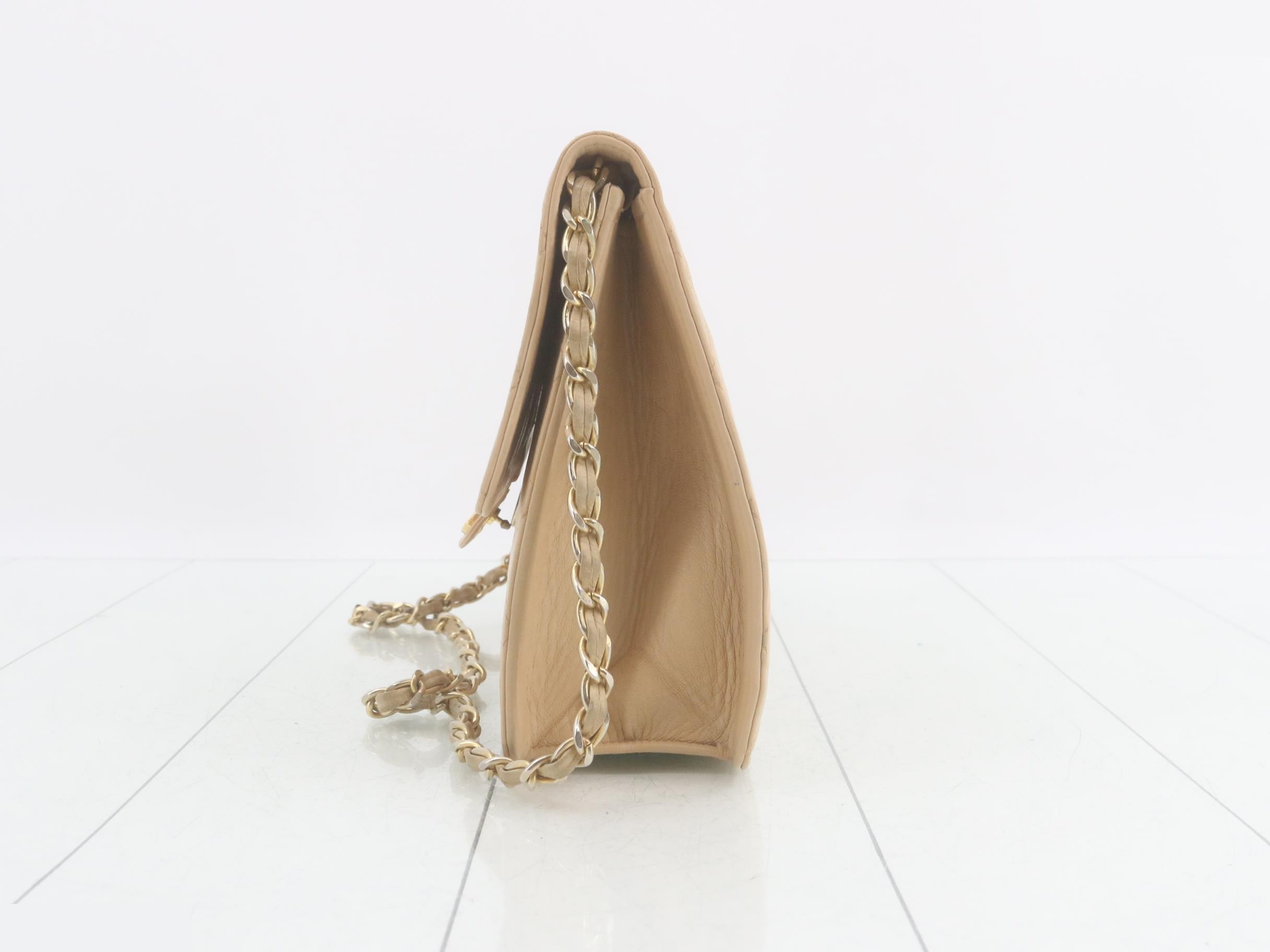 Matelassé Single Flap Matelassé Shoulder Bag — view 3