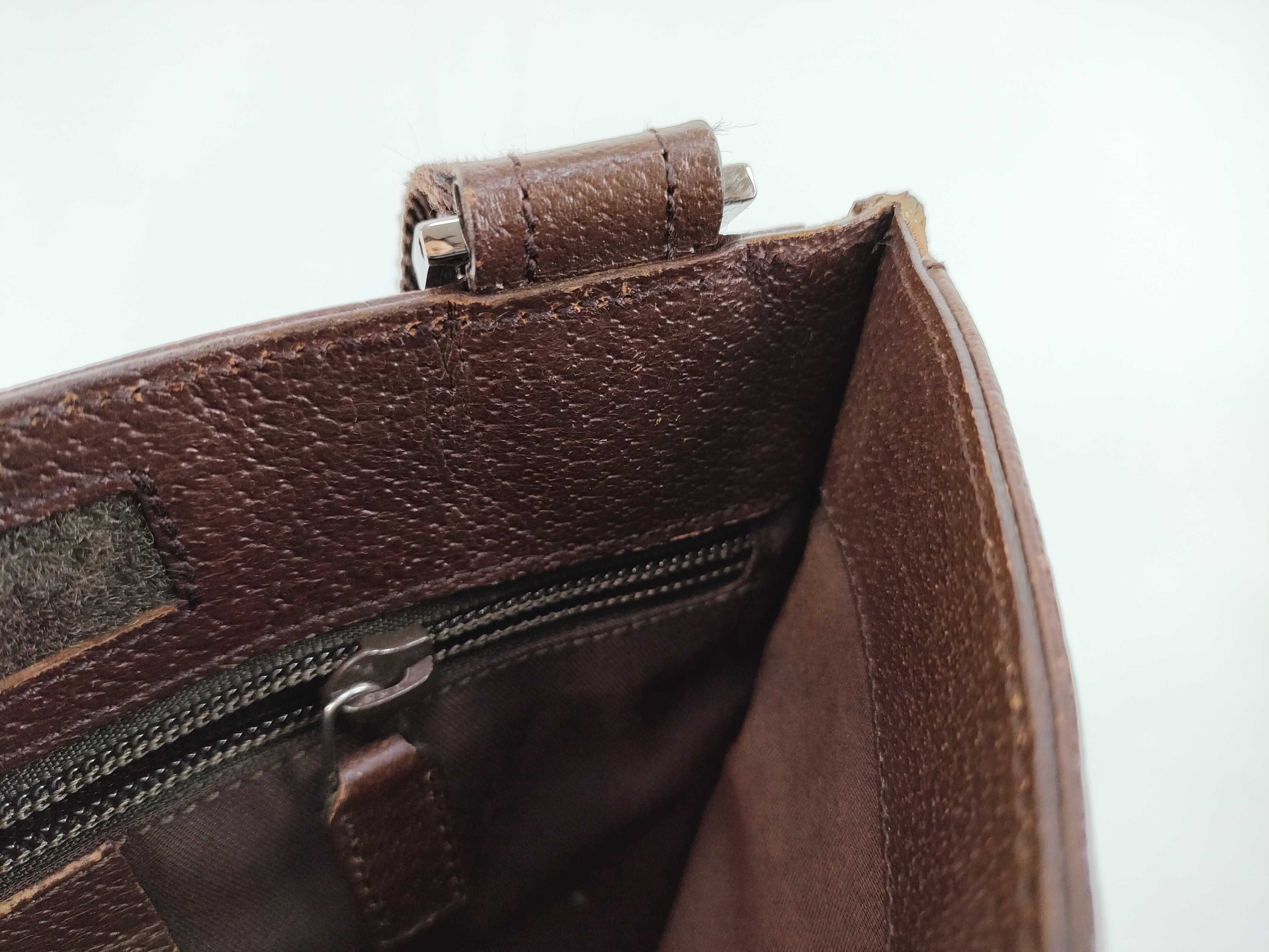 GG Canvas Shoulder Bag — view 10