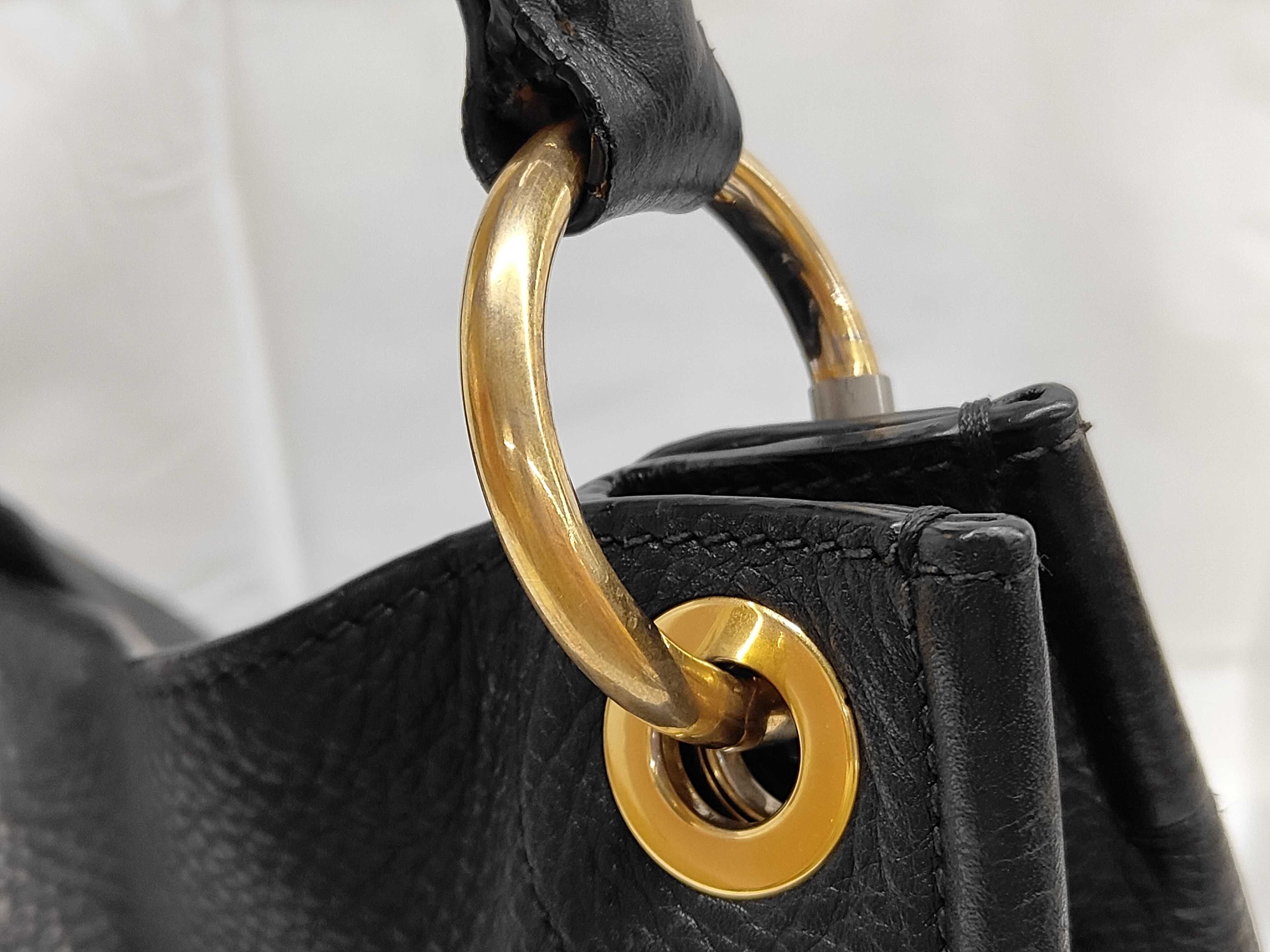 Vitello Daino One-Handle Hobo Shoulder Bag (Handbag) — view 4