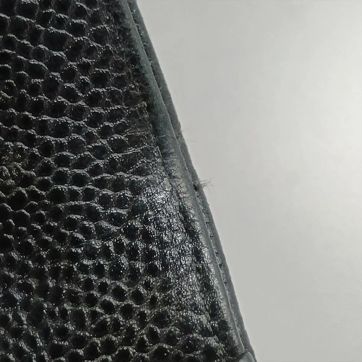 Matelassé Caviar Skin Chain Wallet, Black with Silver Hardware, 25019460 (Serial Number 25) — view 14