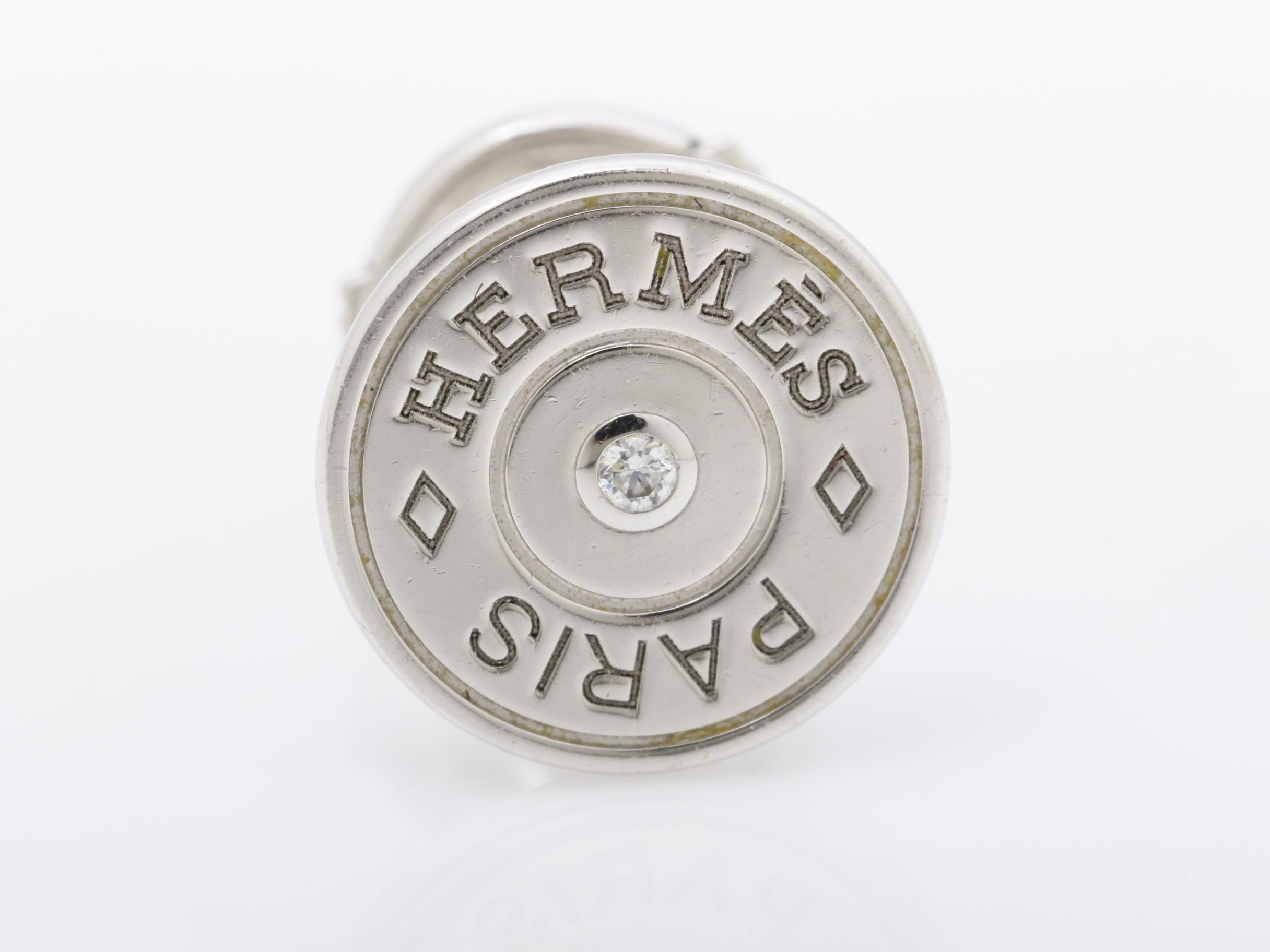 Sellier Earrings, 750WG, 3.3g — view 2