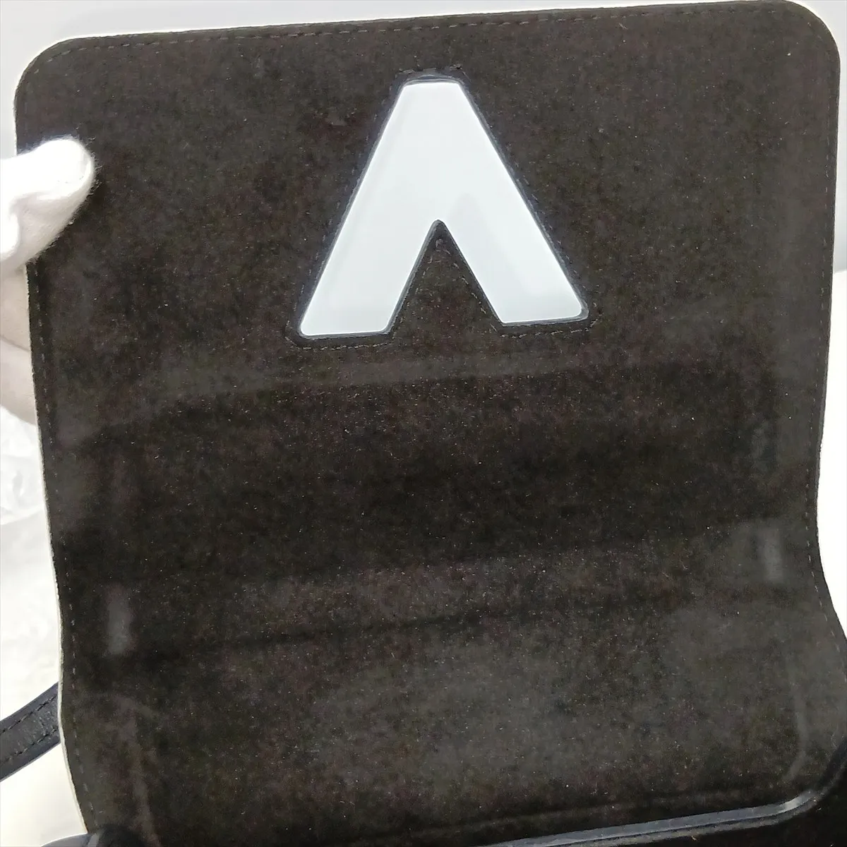 LV logo x leather Twist PM - Black x Gold, RFID responsive, with mirror. — view 12