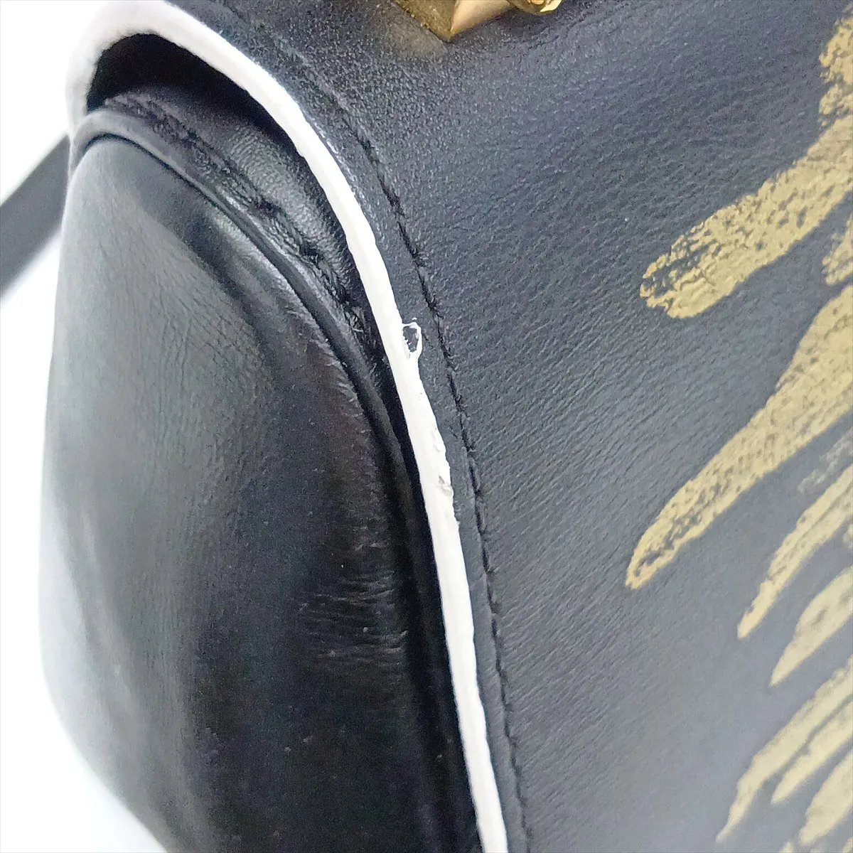 LV logo x leather Twist PM - Black x Gold, RFID responsive, with mirror. — view 13