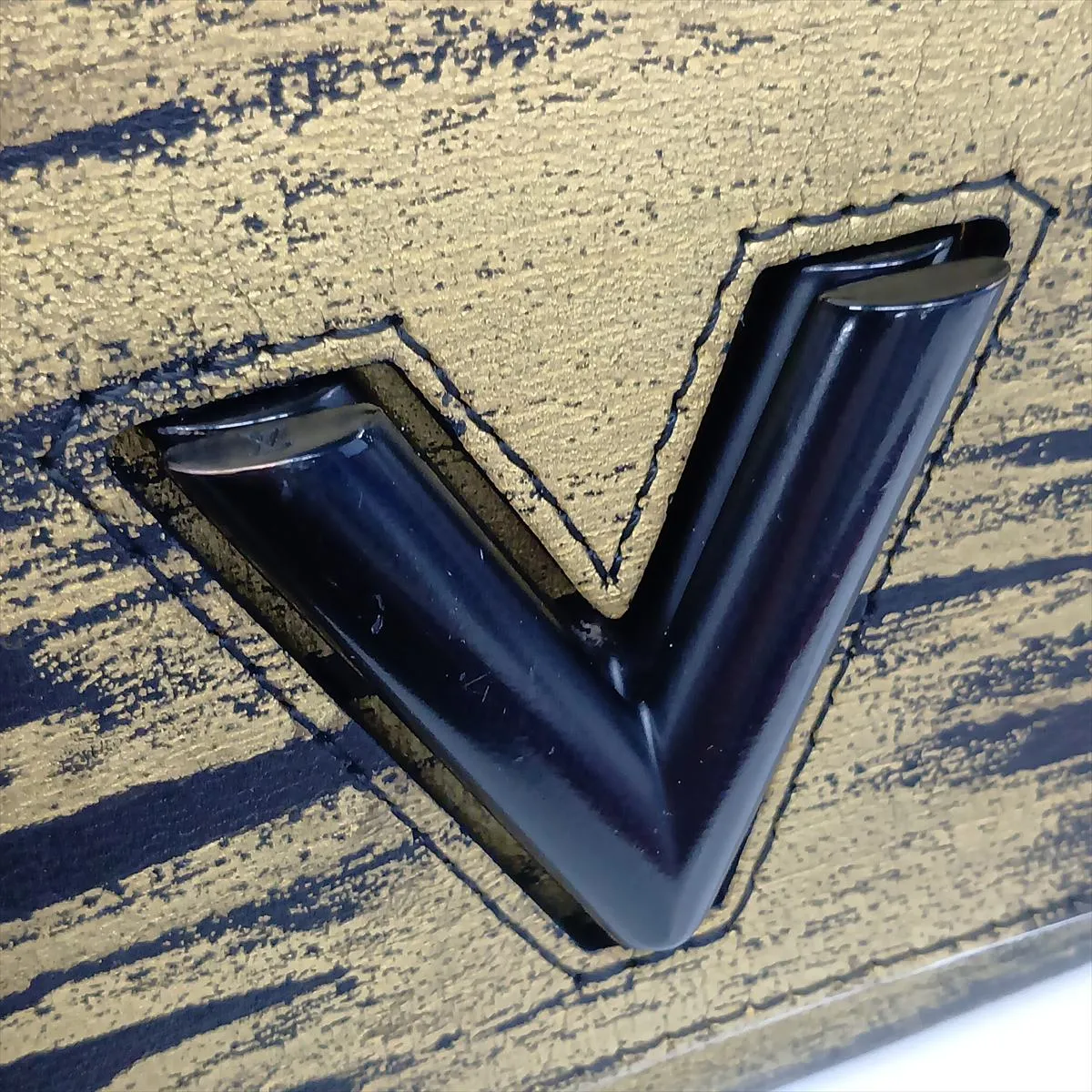 LV logo x leather Twist PM - Black x Gold, RFID responsive, with mirror. — view 14