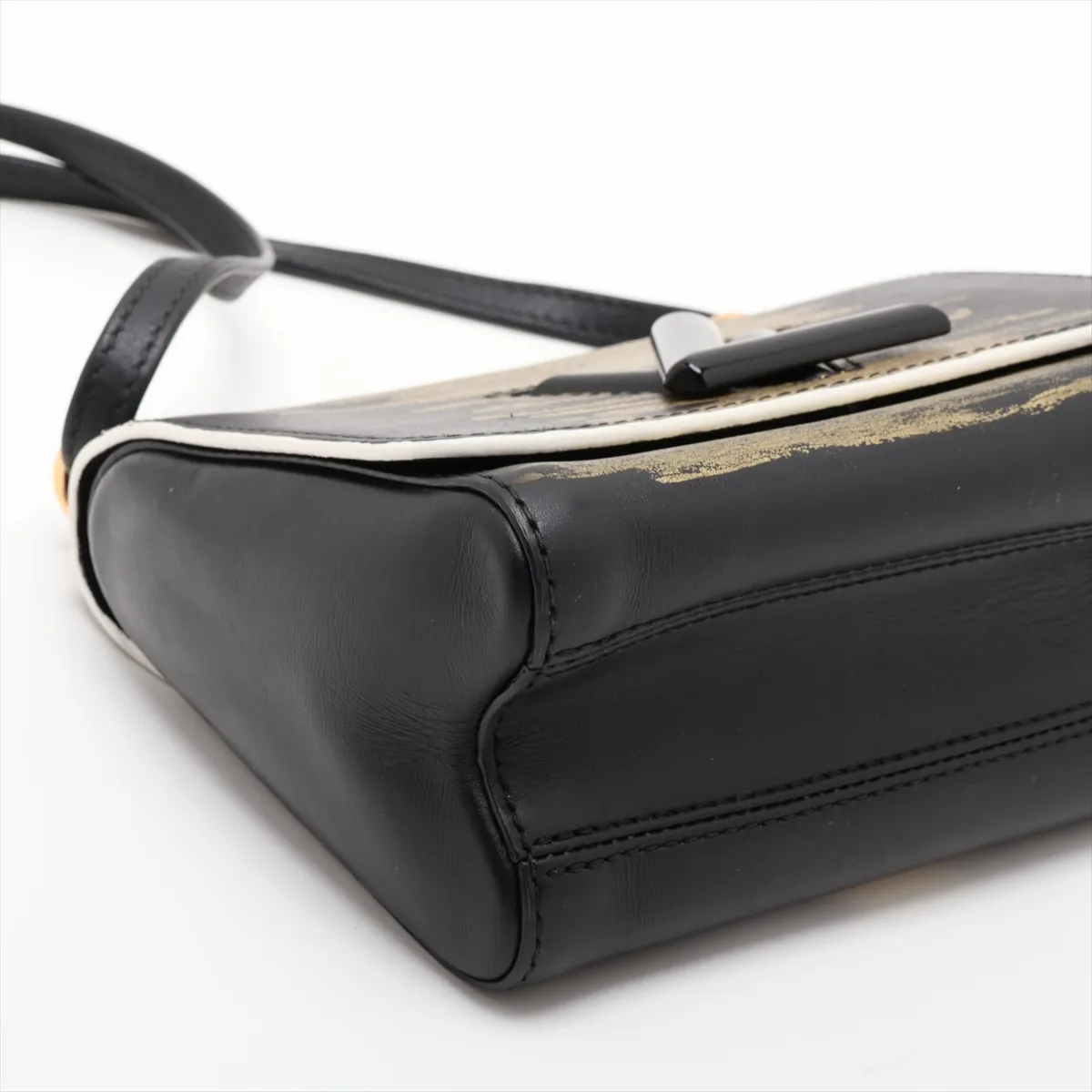 LV logo x leather Twist PM - Black x Gold, RFID responsive, with mirror. — view 4