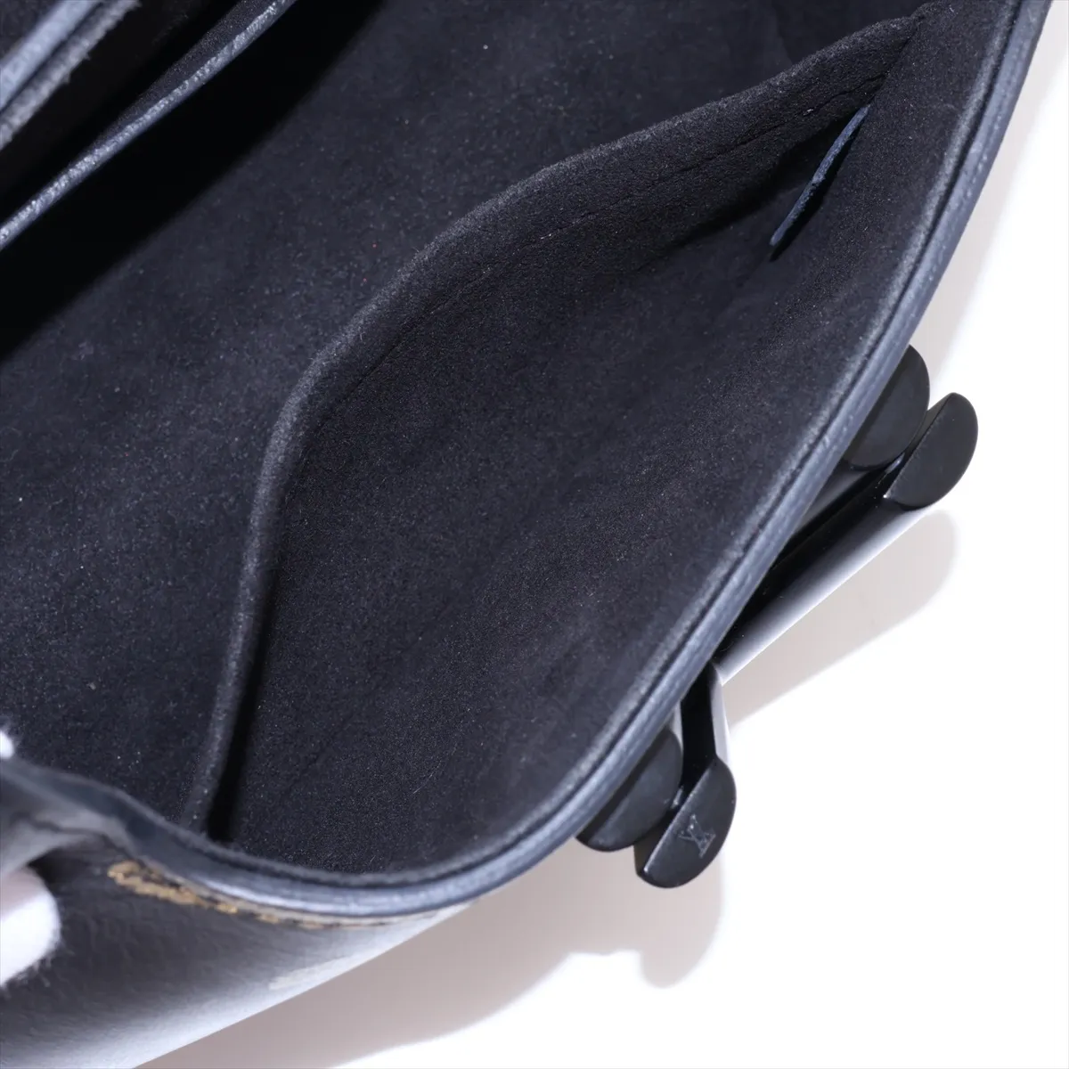 LV logo x leather Twist PM - Black x Gold, RFID responsive, with mirror. — view 8