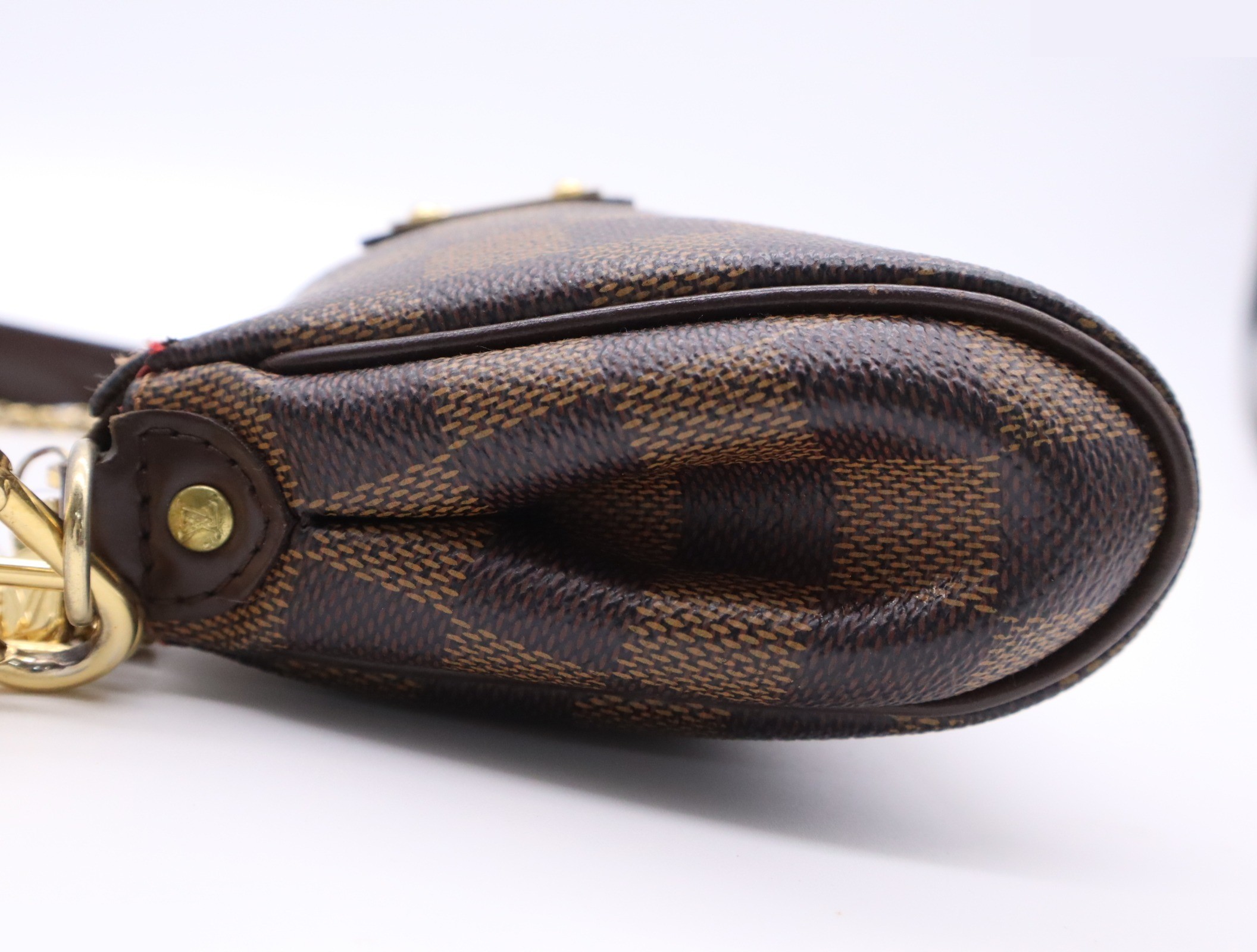 Eva with shoulder strap — view 3